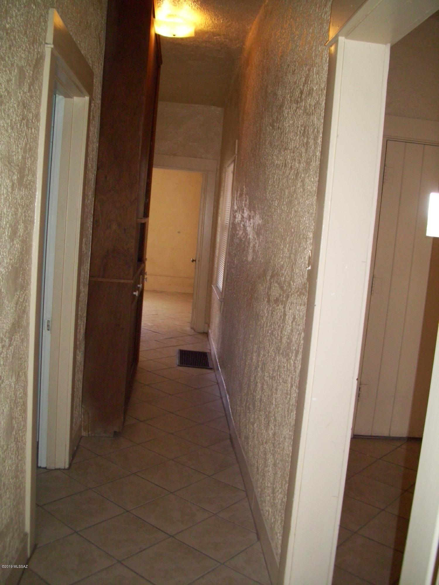 Blenman Annex - Residential Lease