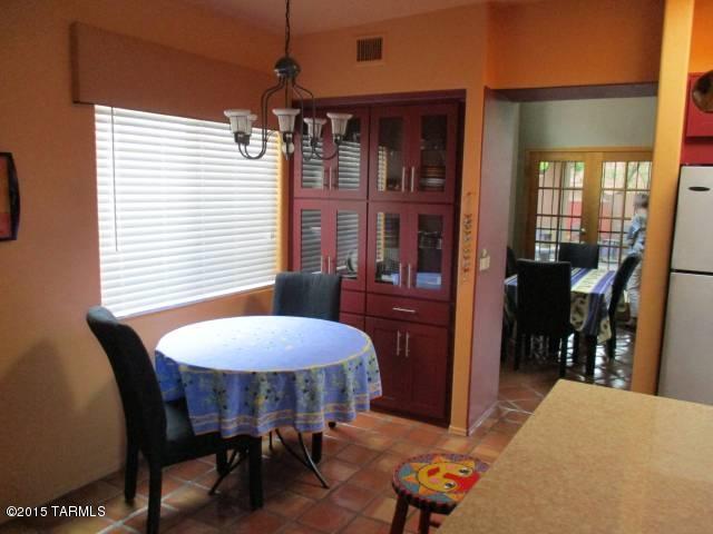 Rancho Palomino (1-27) - Residential Lease