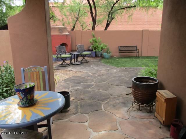 Rancho Palomino (1-27) - Residential Lease