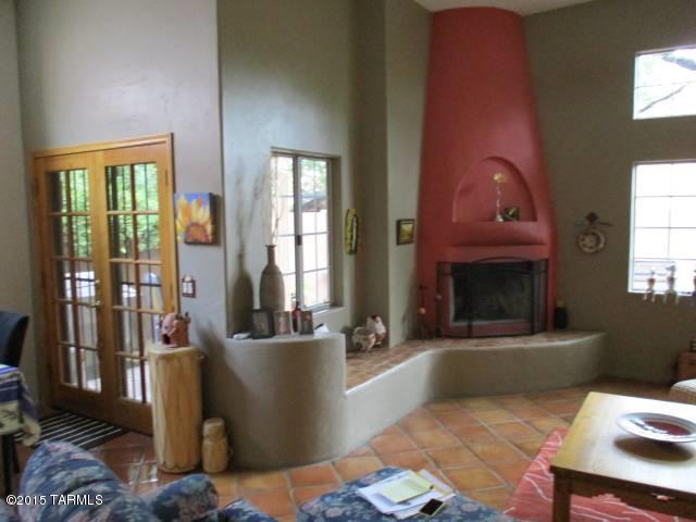 Rancho Palomino (1-27) - Residential Lease