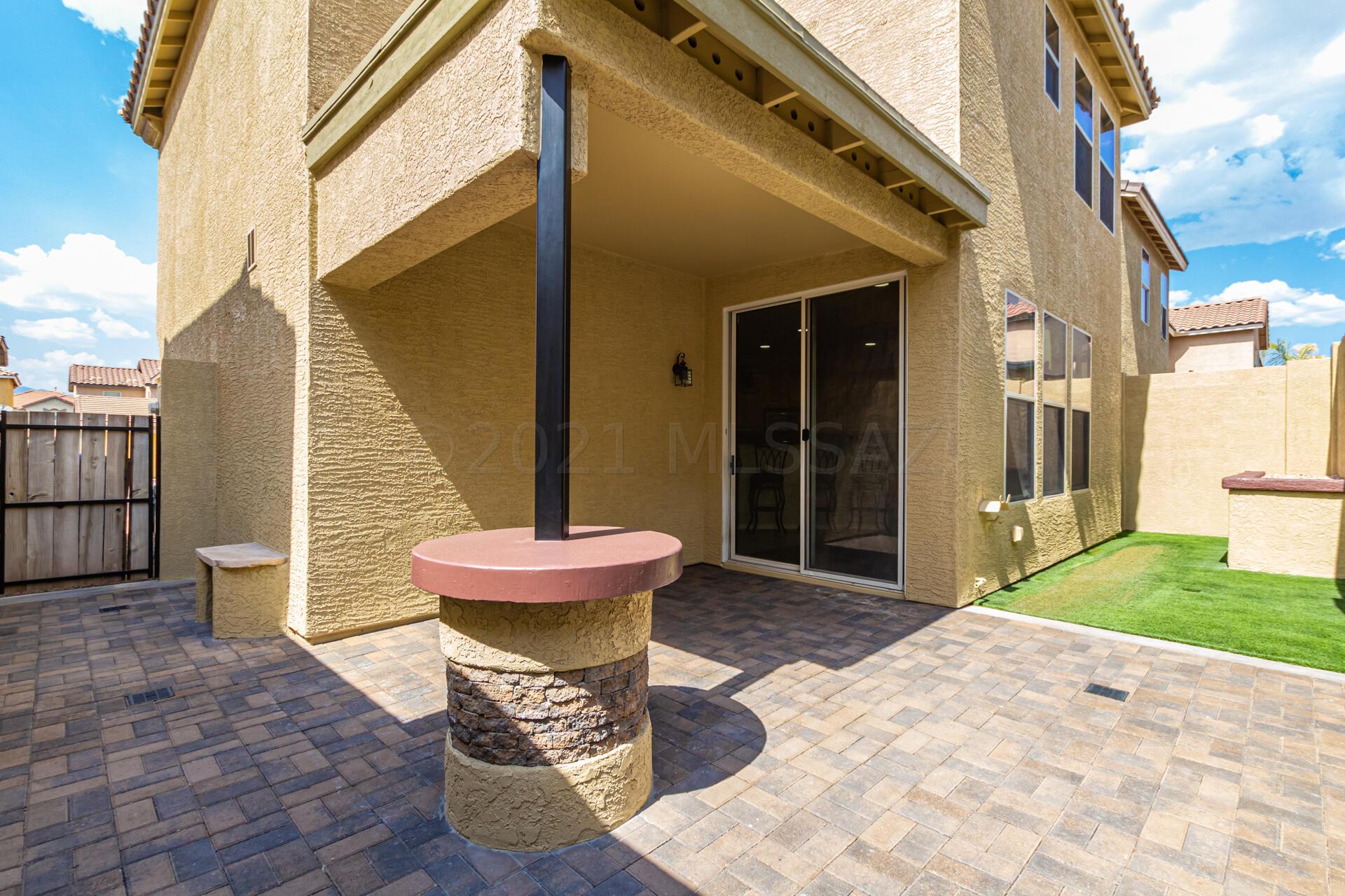 Pantano Overlook - Residential