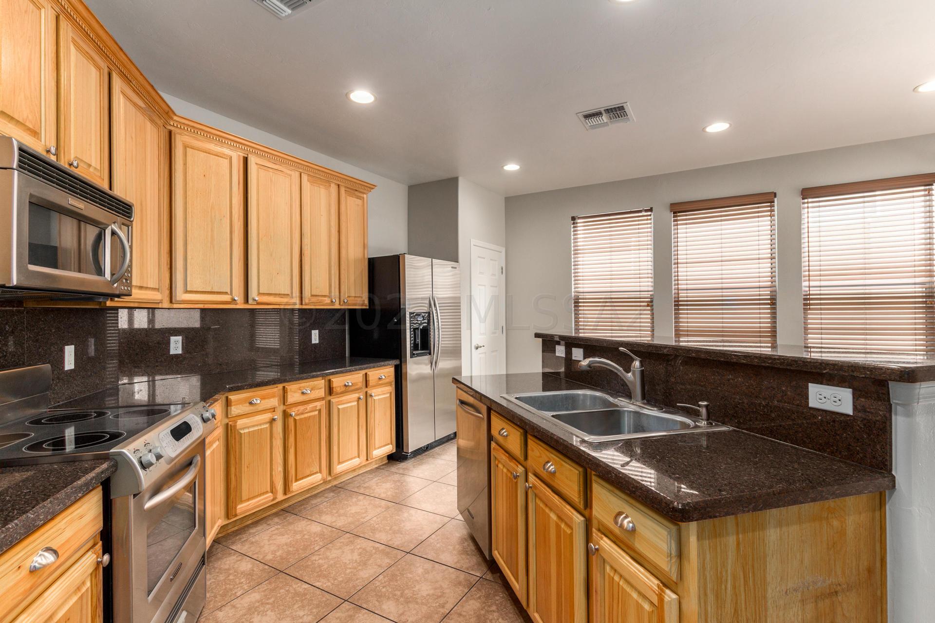 Pantano Overlook - Residential