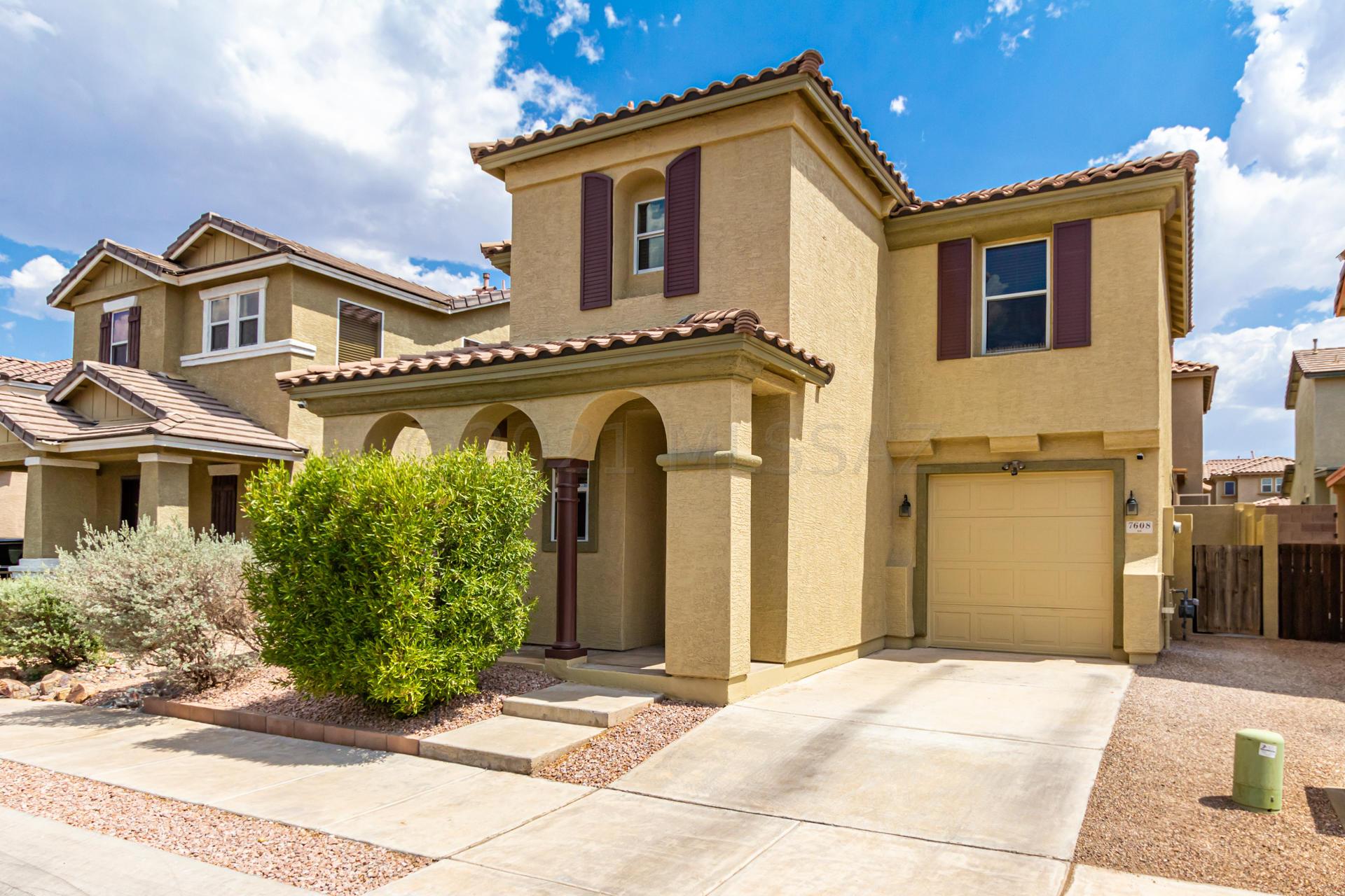 Pantano Overlook - Residential