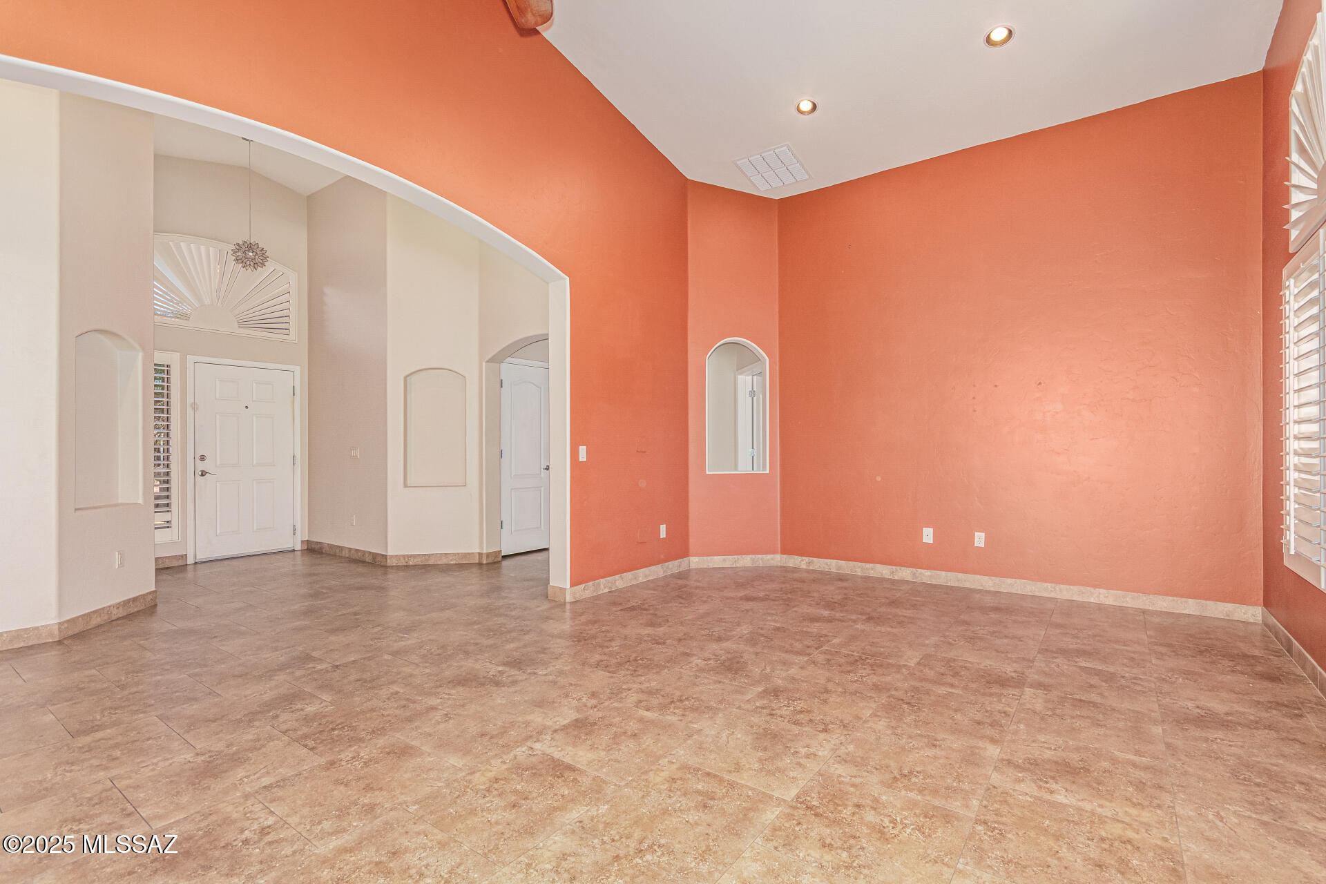 11951 N Cantata Drive