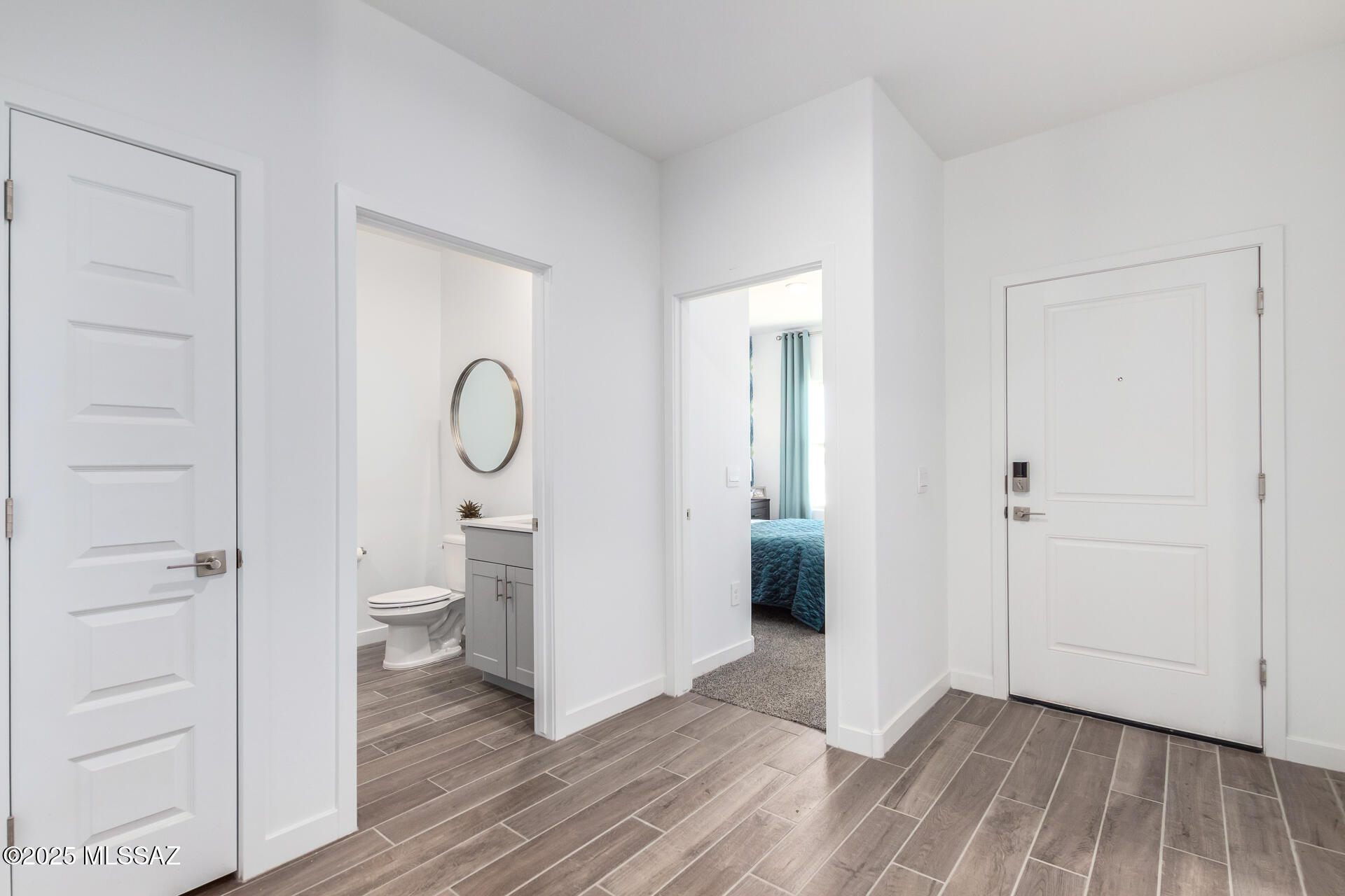 Saguaro Bloom SQ20180540069 - Residential