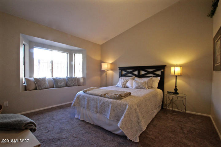 Reddington Hills (1-137) - Residential Lease
