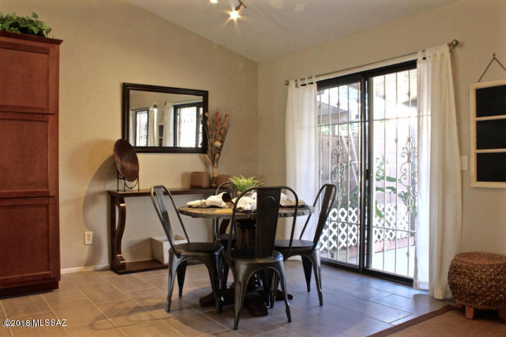 Reddington Hills (1-137) - Residential Lease