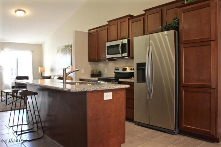 Reddington Hills (1-137) - Residential Lease