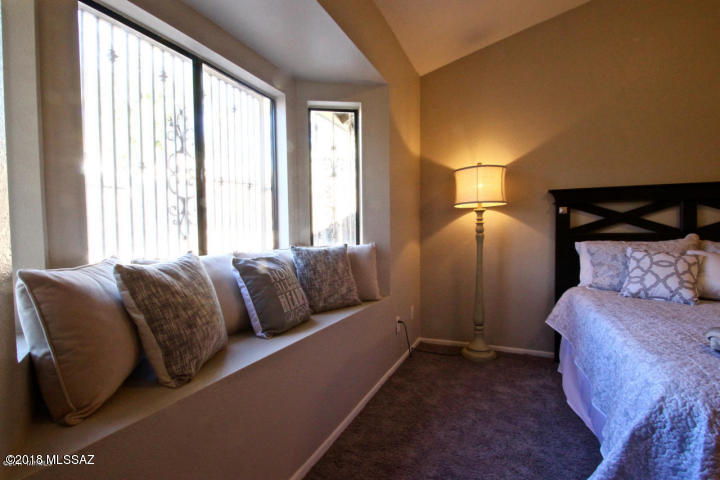 Reddington Hills (1-137) - Residential Lease