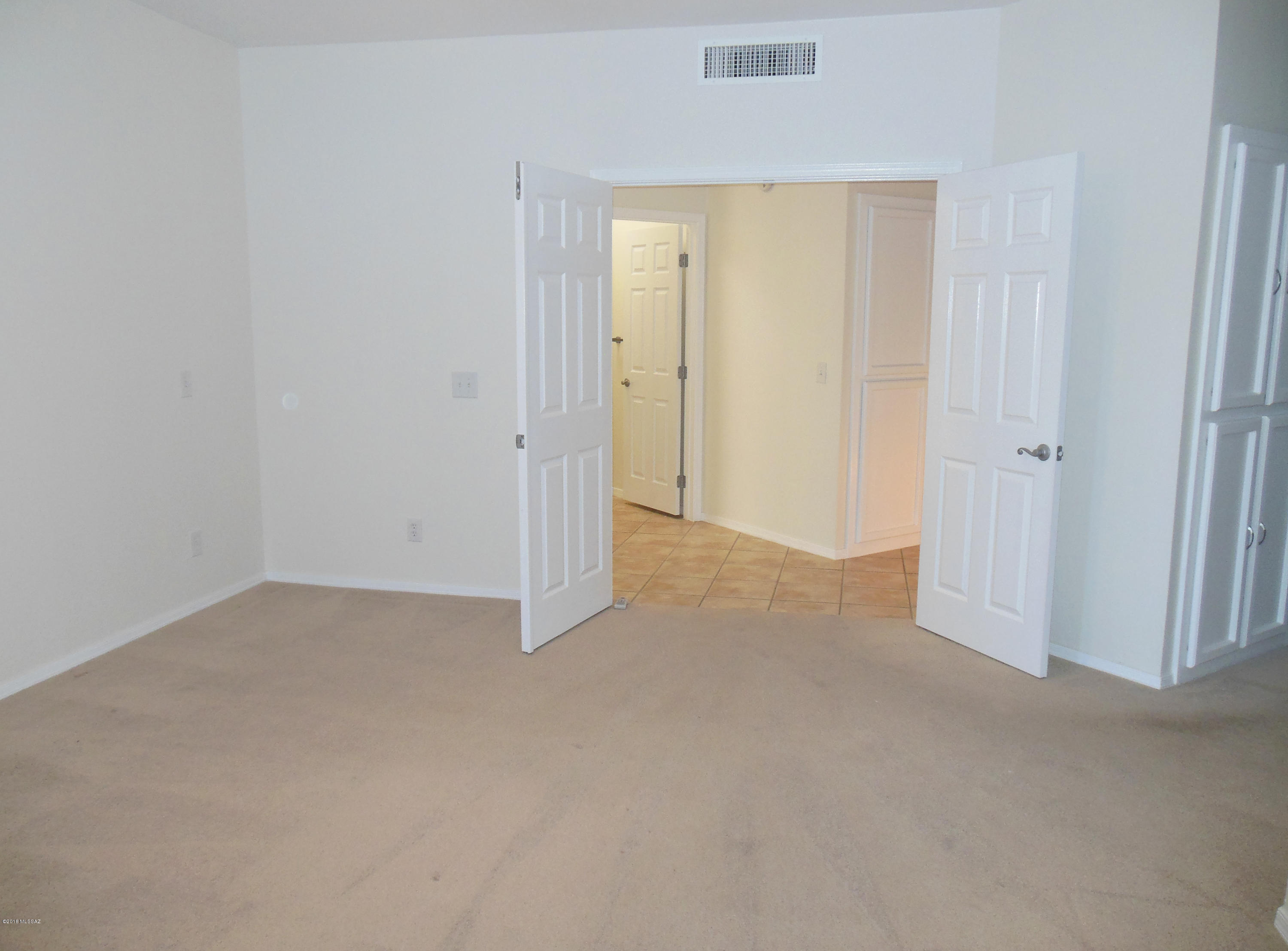 Country Club Vista (1-74) - Residential