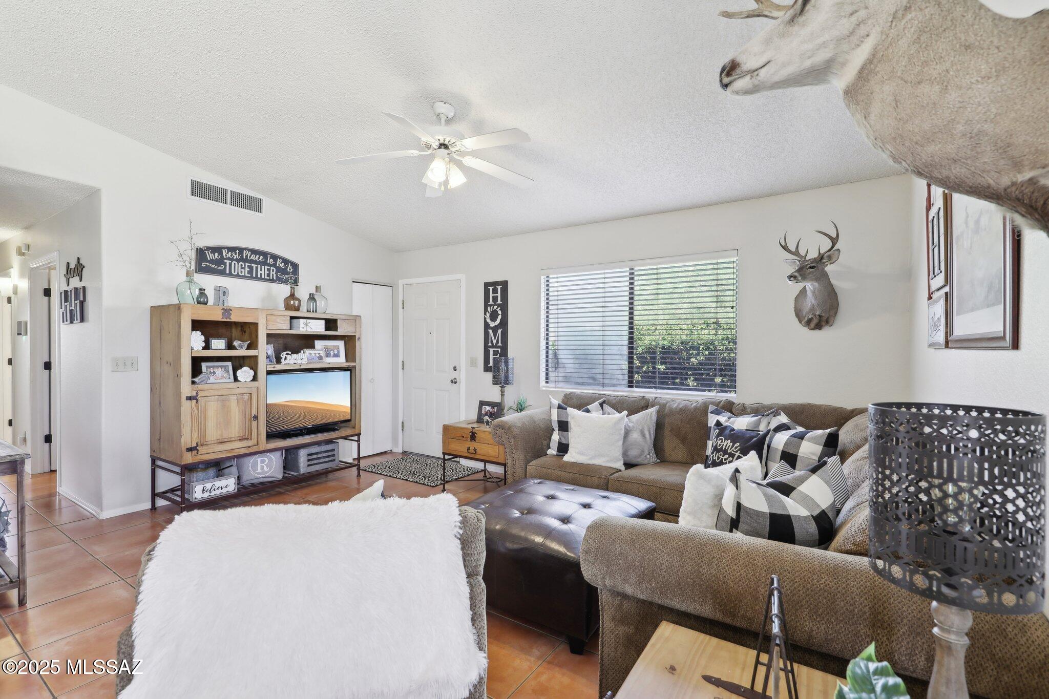 1861 W Sauvignon Drive
