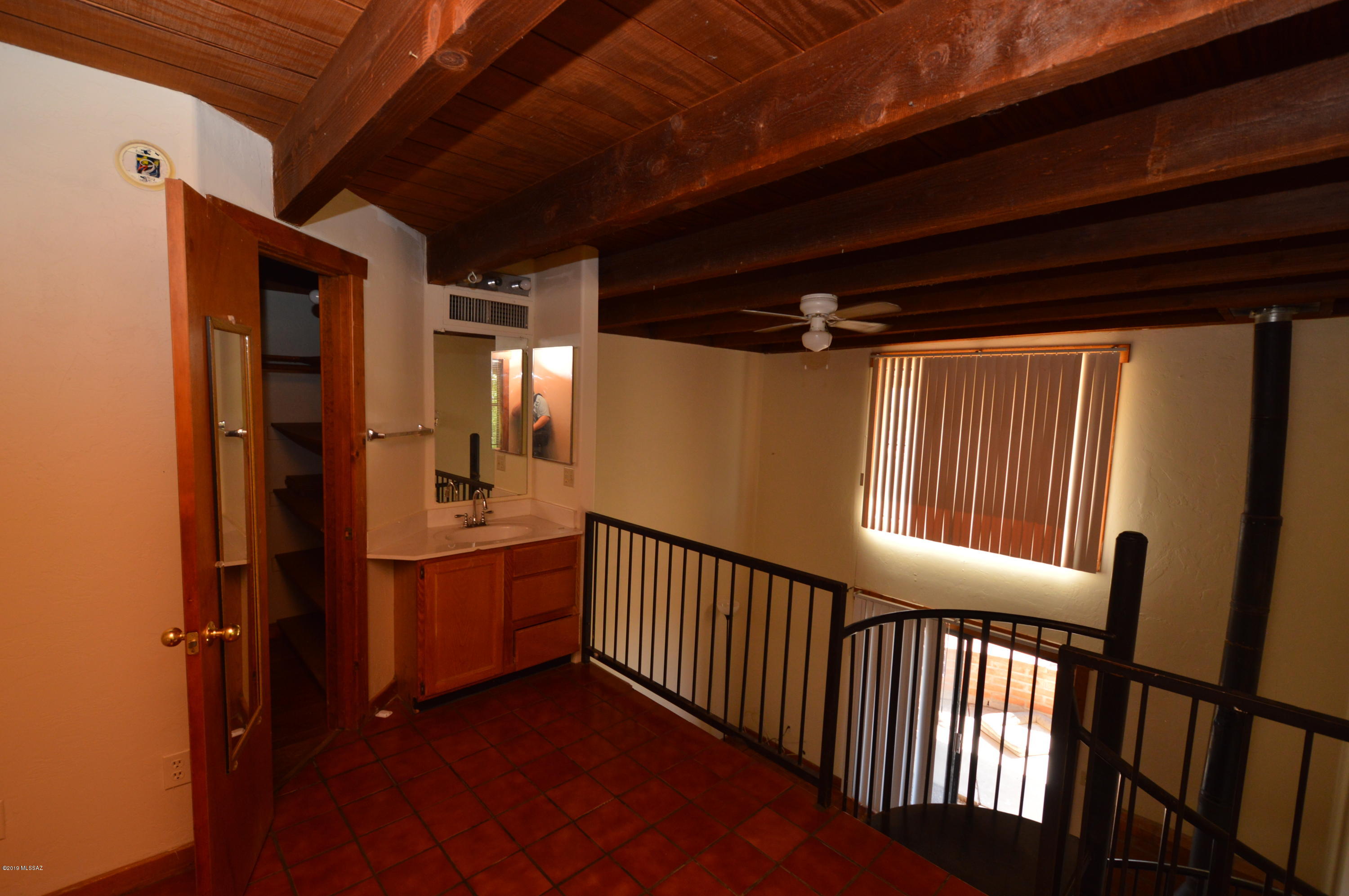Unsubdivided - Residential Lease