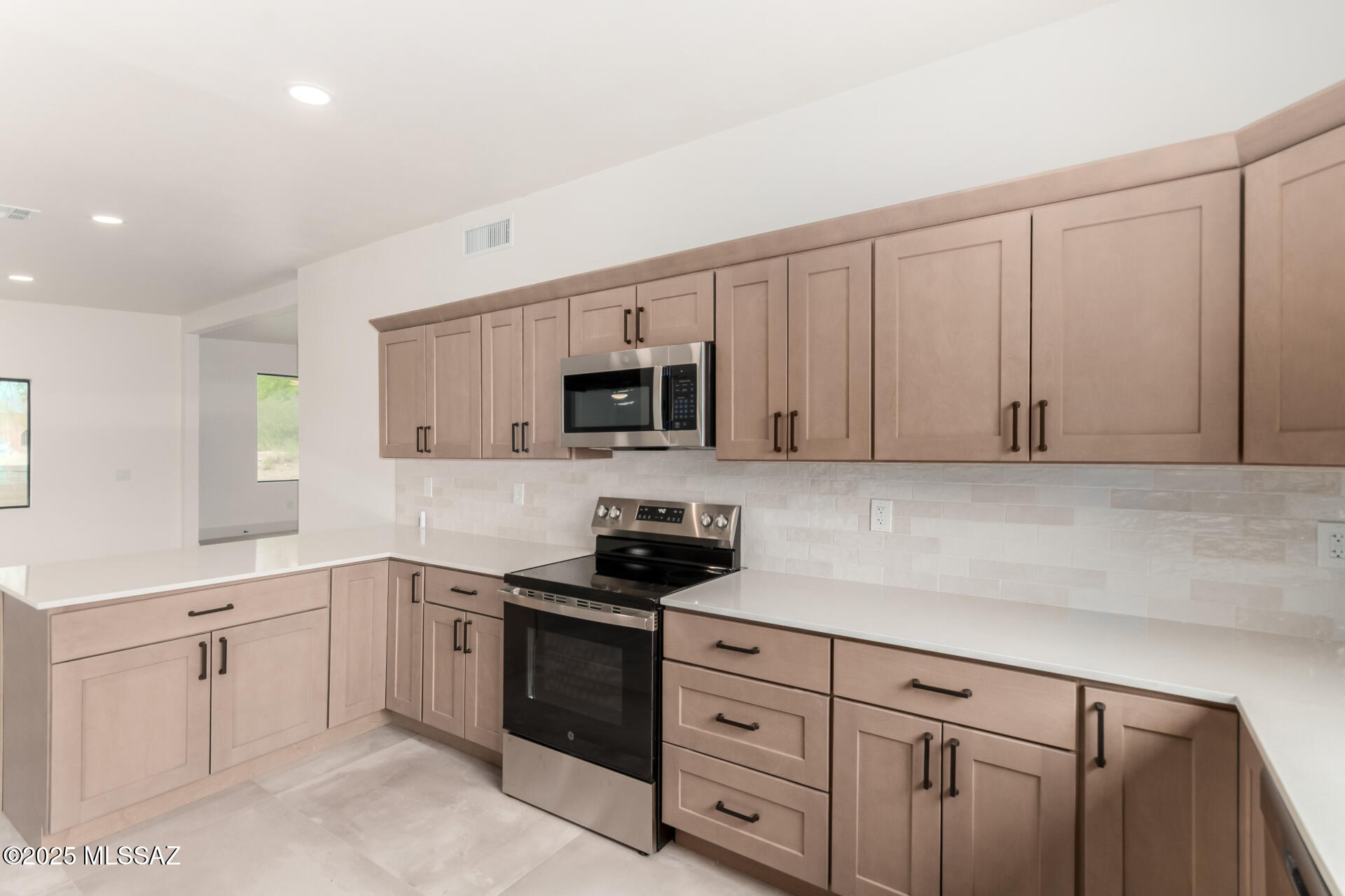 Tanuri Hills (1-102) - Residential