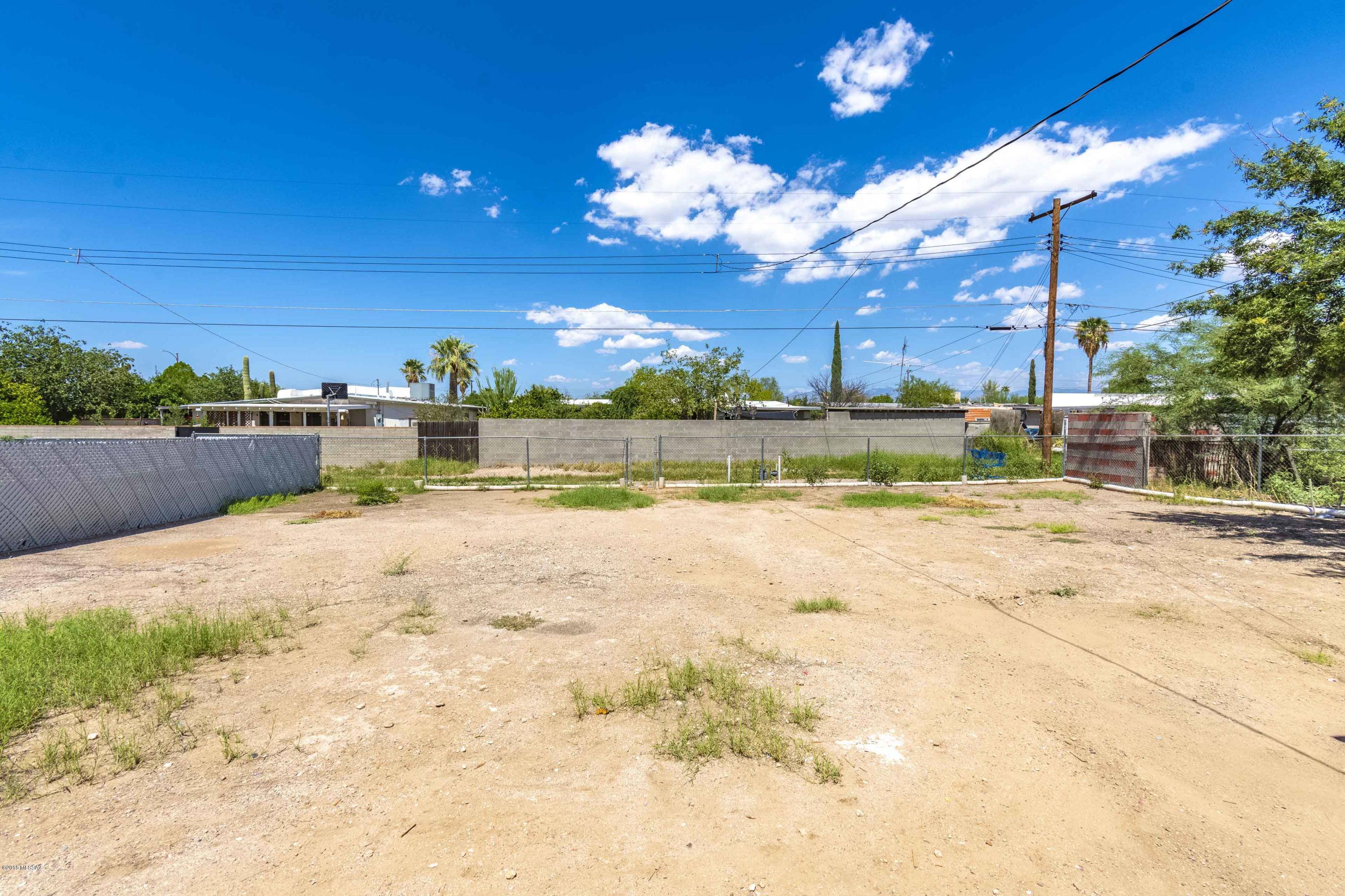 Fiesta Park - Residential