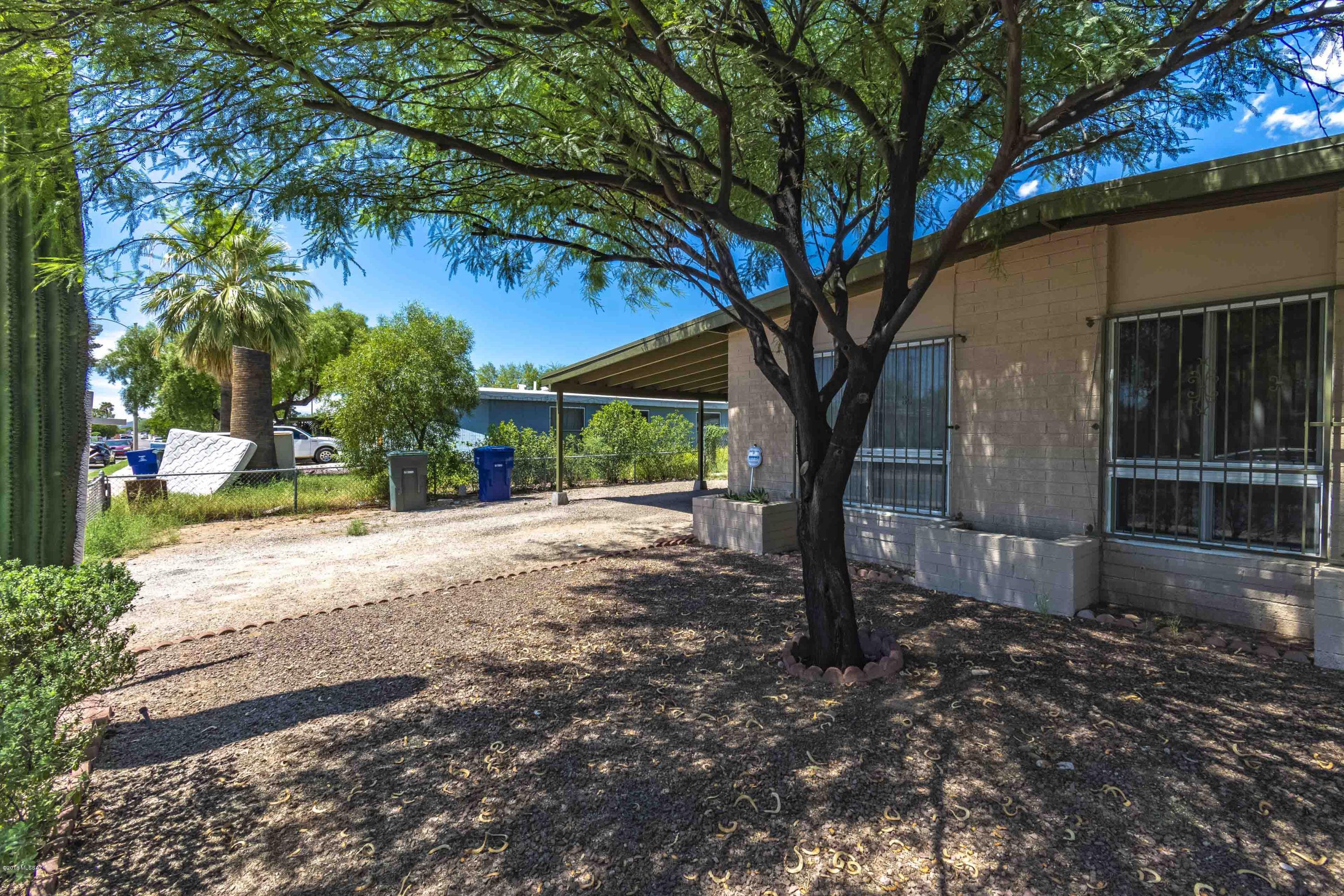 Fiesta Park - Residential