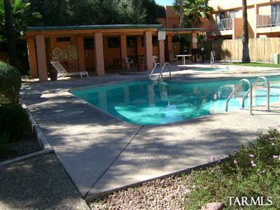 Villa Paraiso (1-67) - Residential Lease