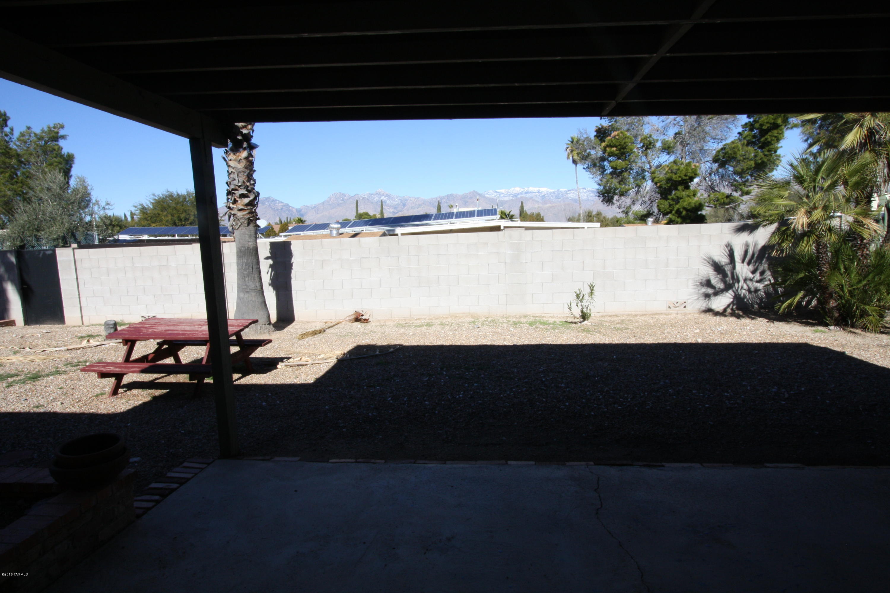 Hidden Hills (1-103) - Residential Lease