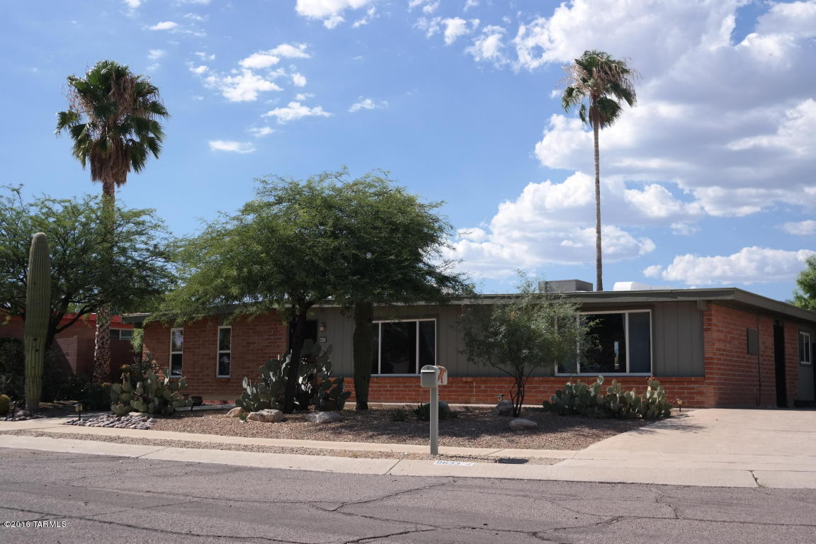 Hidden Hills (1-103) - Residential Lease