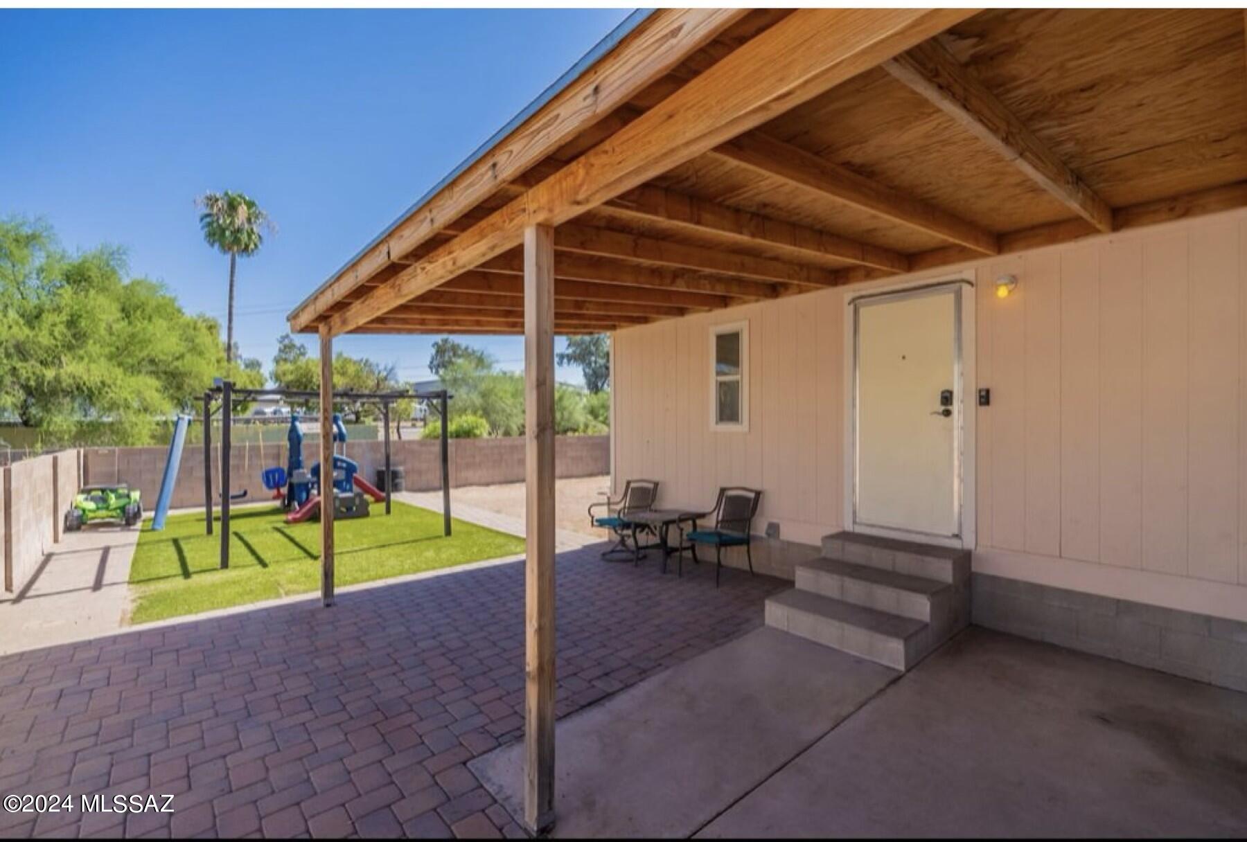 Country Club Terrace (1-108) - Residential