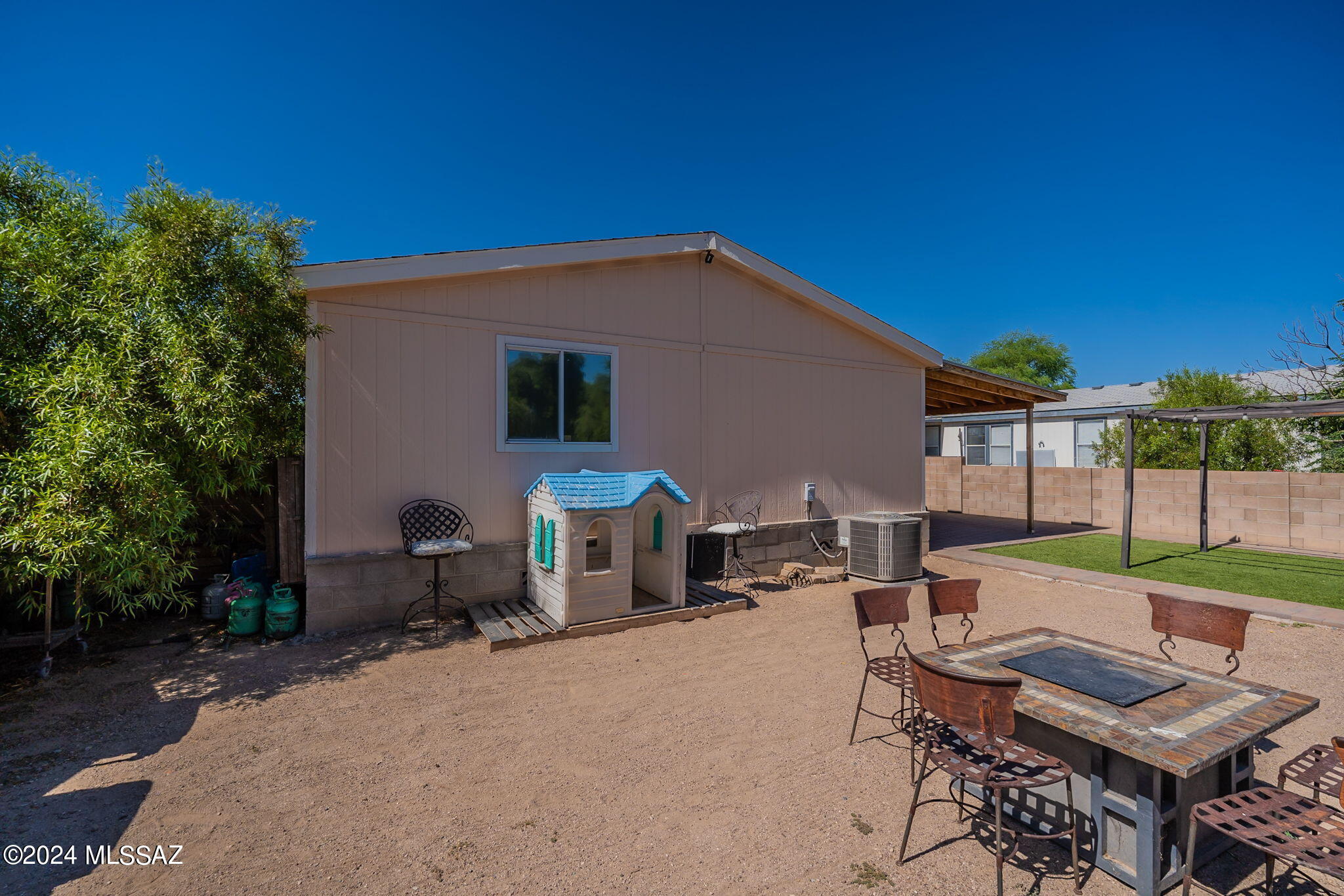 Country Club Terrace (1-108) - Residential