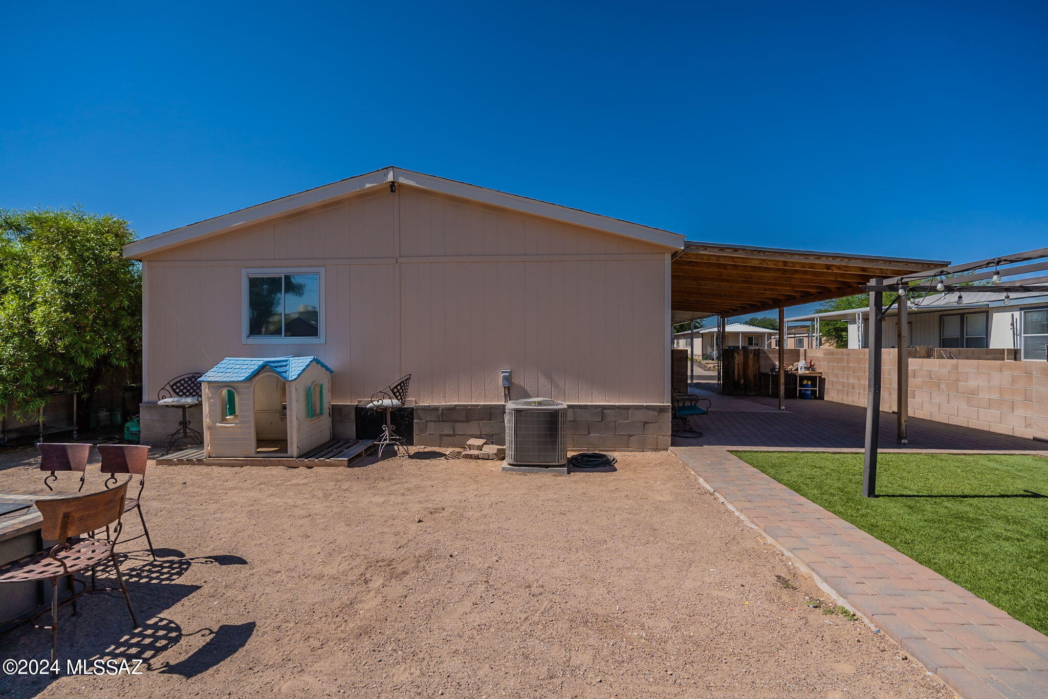 Country Club Terrace (1-108) - Residential
