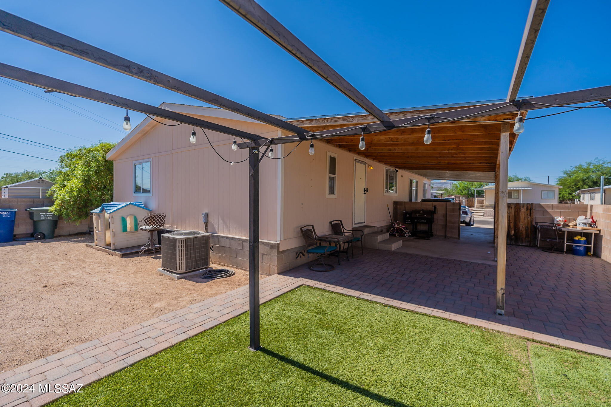 Country Club Terrace (1-108) - Residential