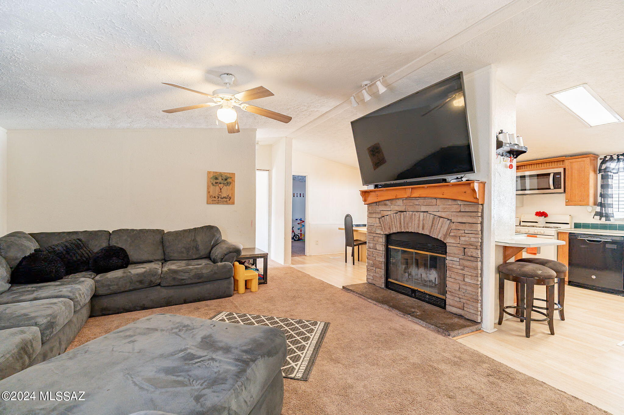 Country Club Terrace (1-108) - Residential
