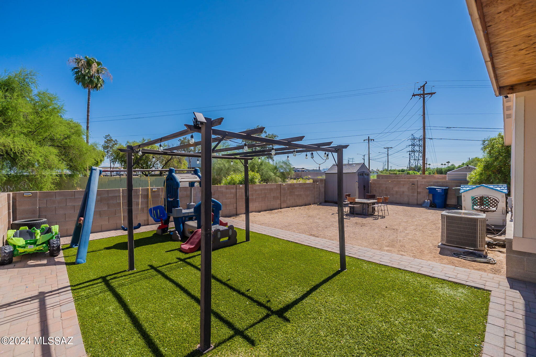 Country Club Terrace (1-108) - Residential