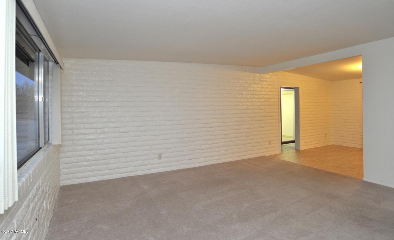 Rancho Catalina(107-221) - Residential