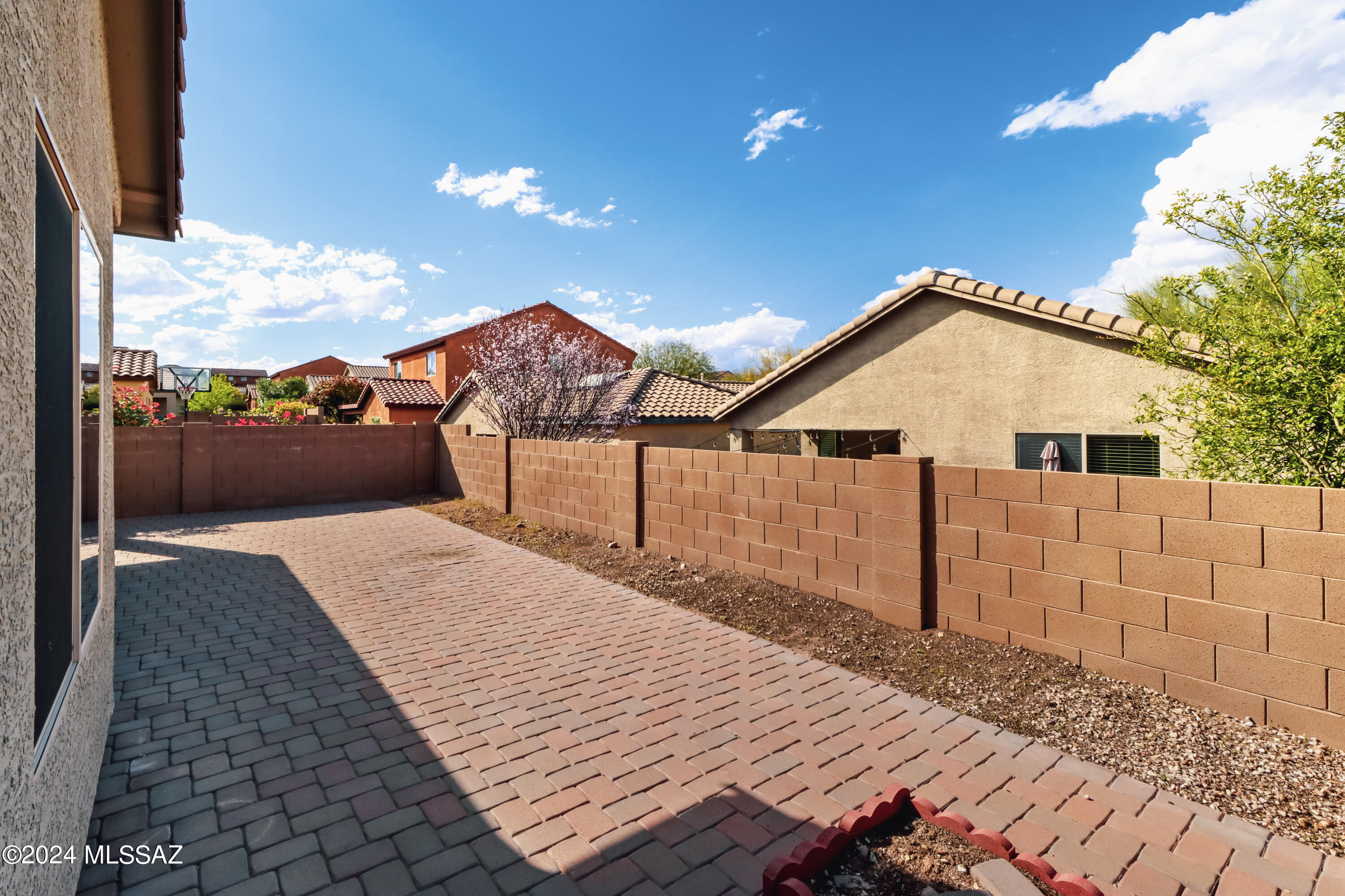 Sierra Morado Unit 2 East - Residential