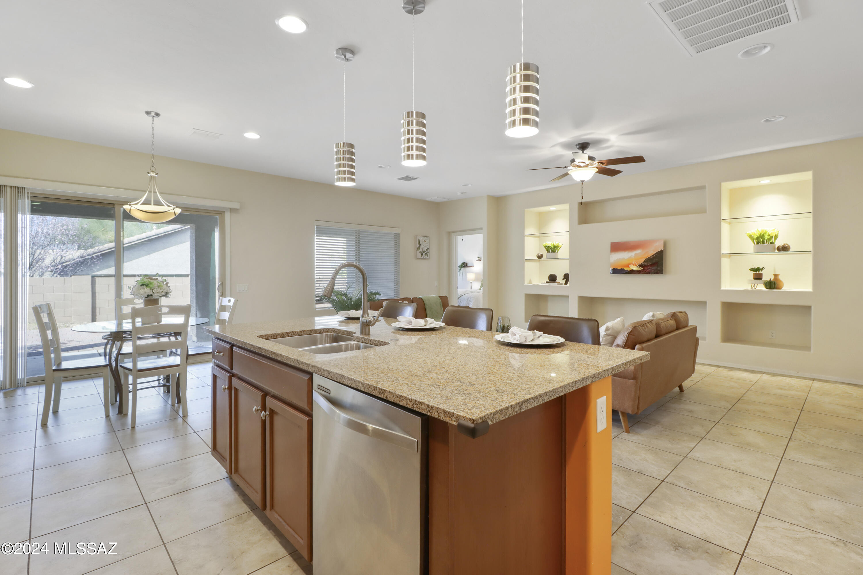 Sierra Morado Unit 2 East - Residential