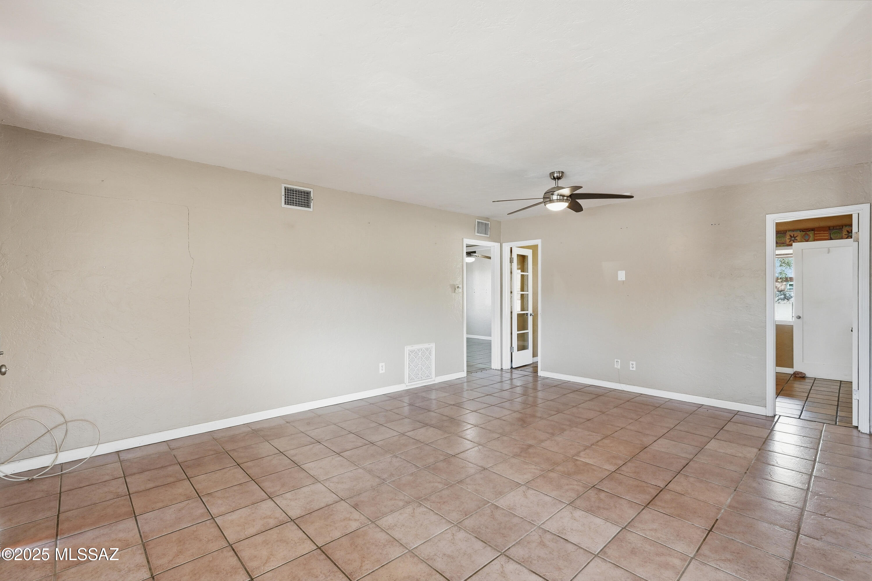 Loretta Heights - Residential