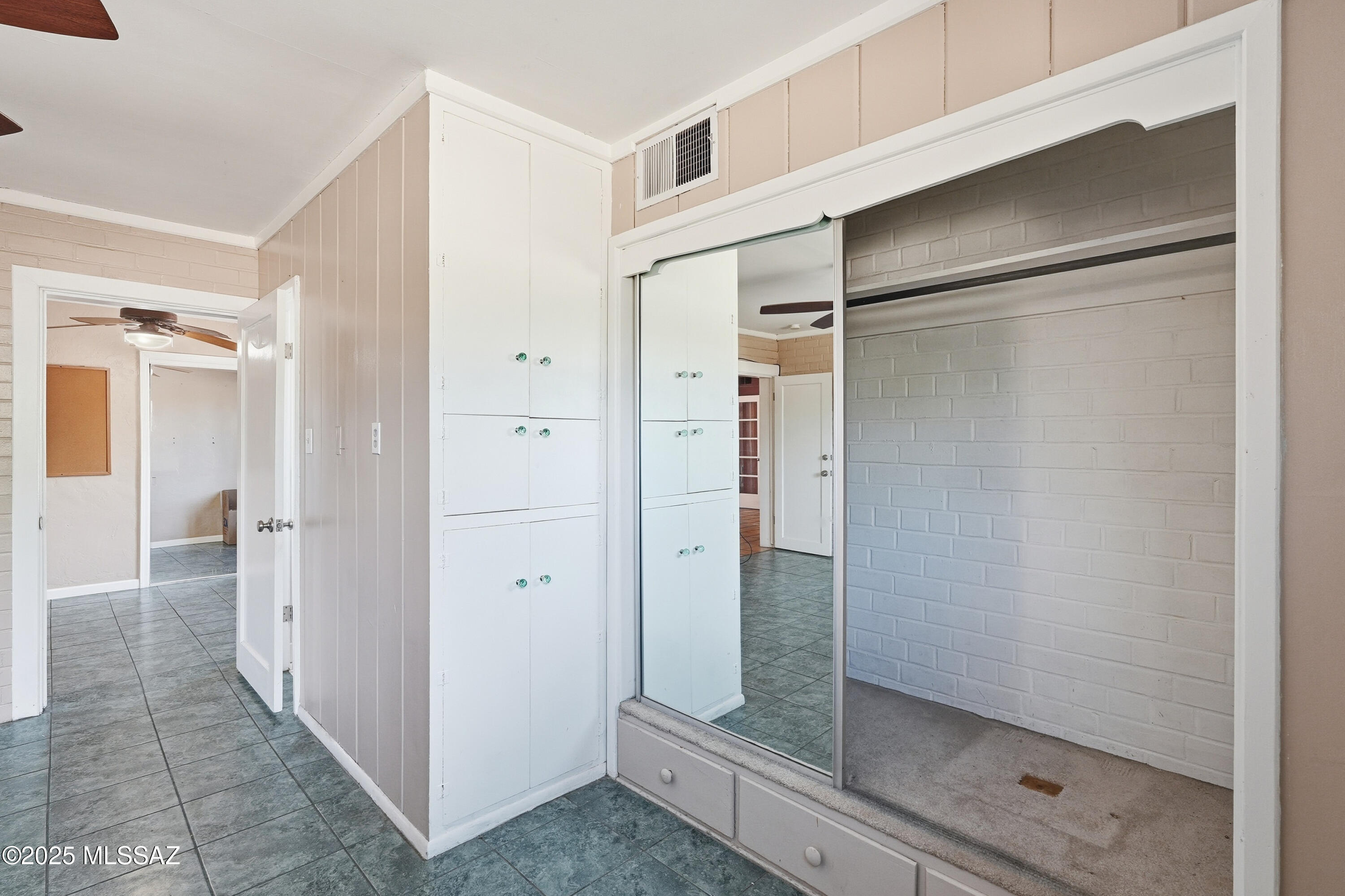 Loretta Heights - Residential