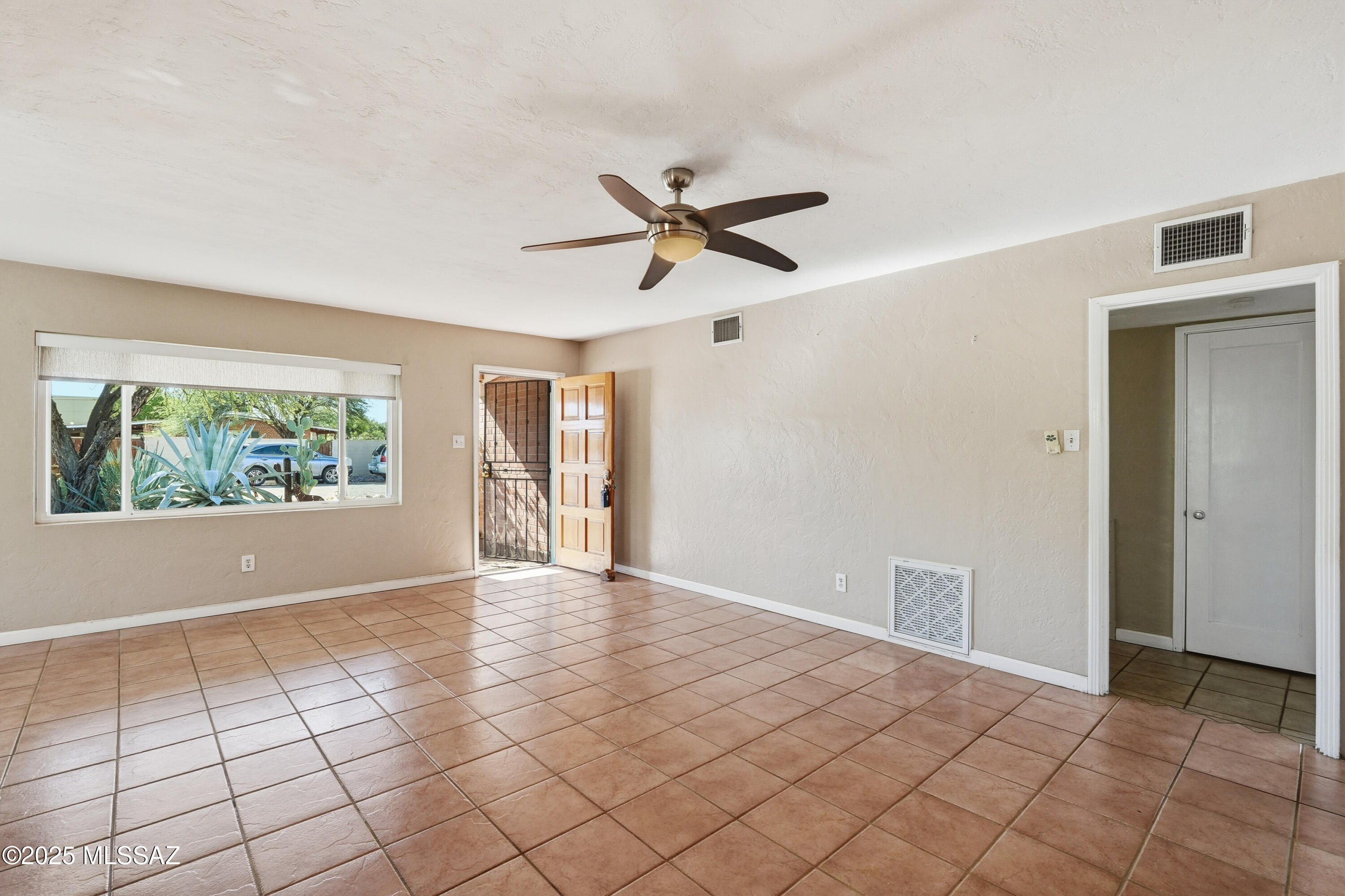 Loretta Heights - Residential