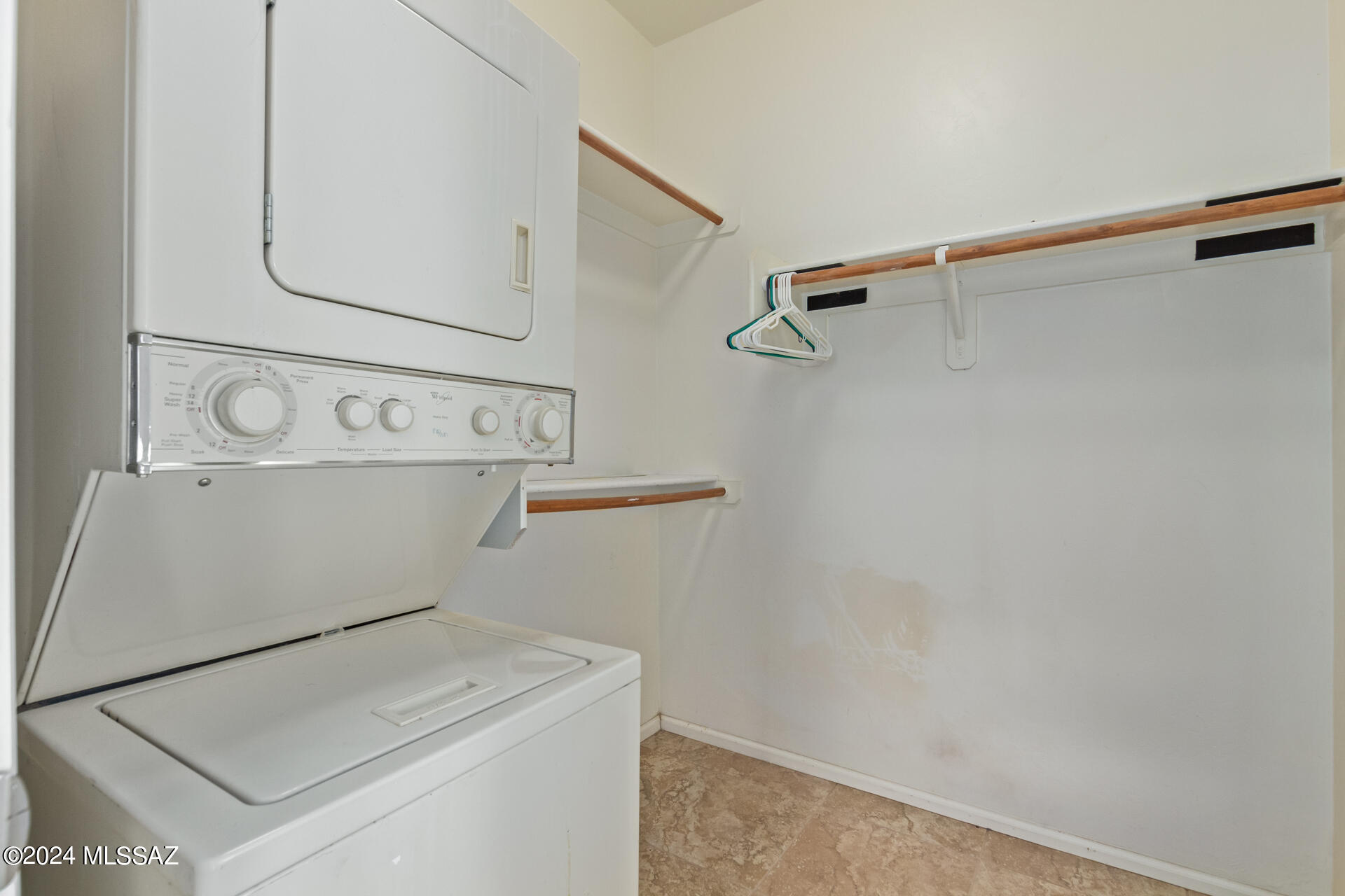 Rancho Del Lago (B37-38) - Residential