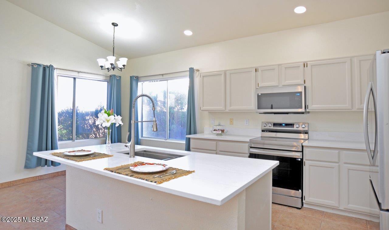 Bristol Park Resubdivision (1-83) - Residential