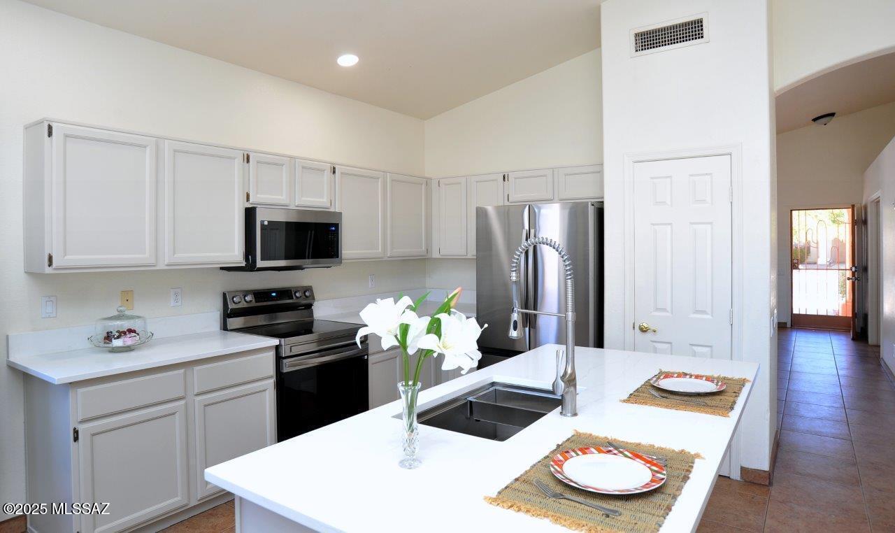 Bristol Park Resubdivision (1-83) - Residential