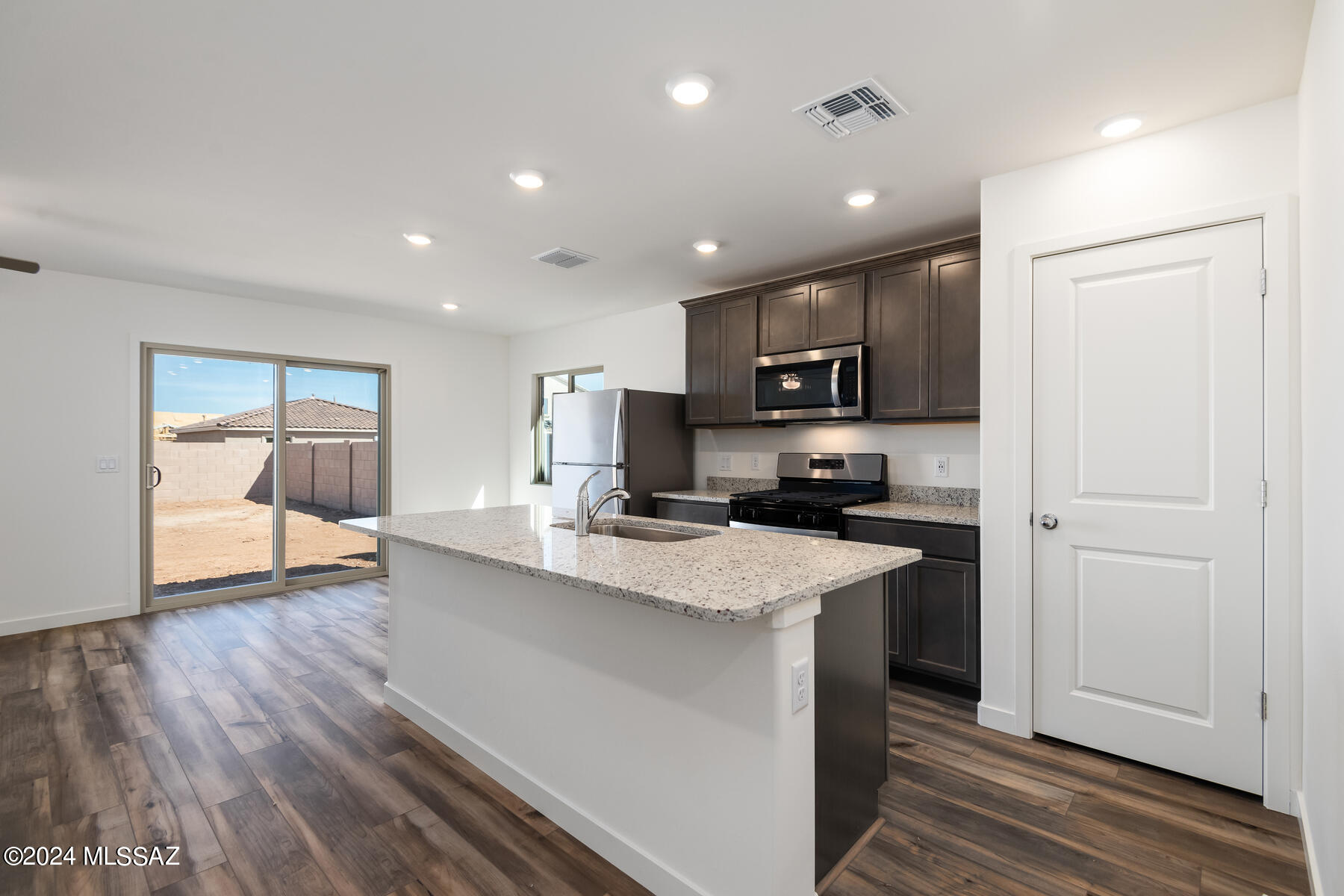 Red Rock Village 1 - Residential