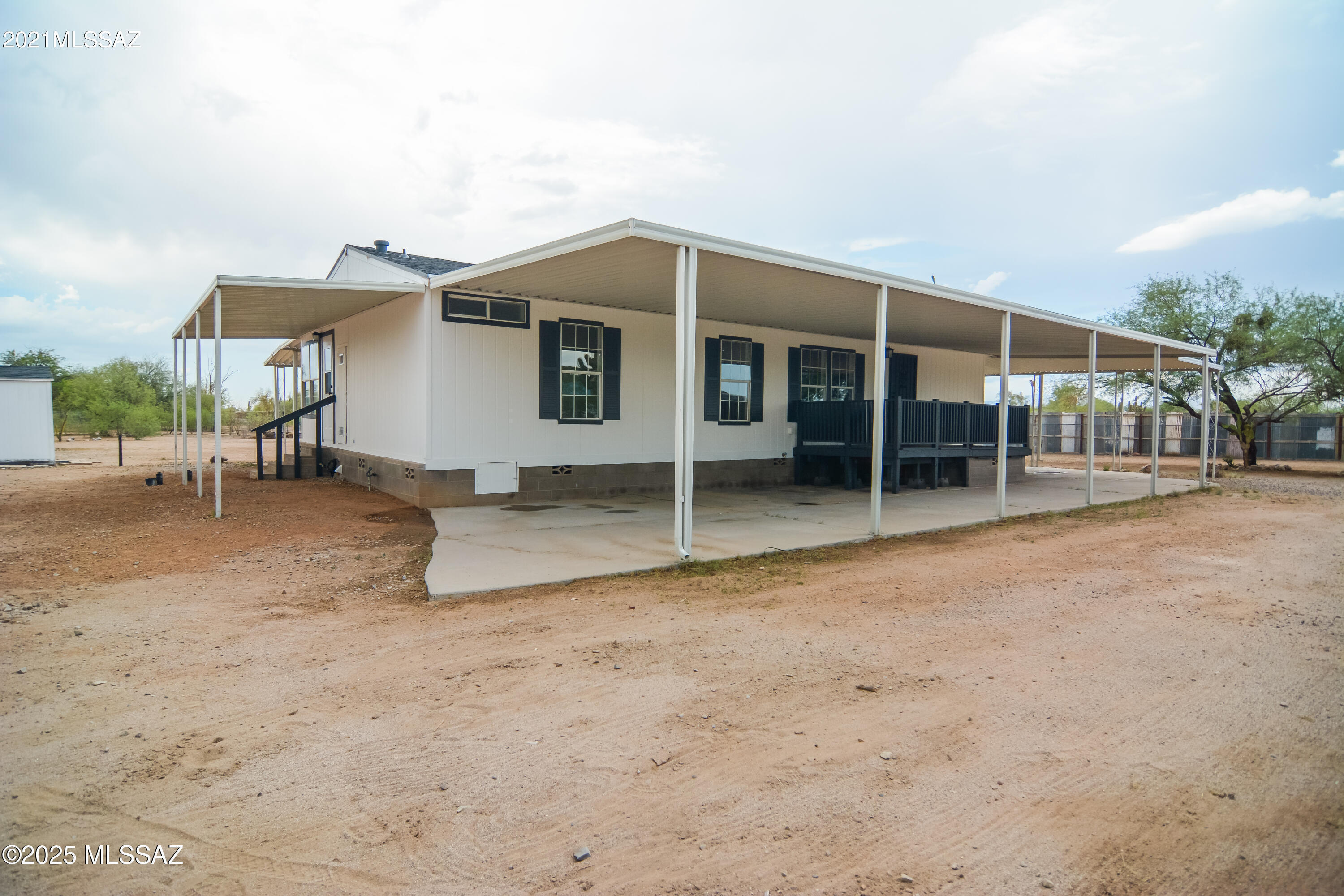 16960 W Calle Carmela