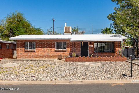 1520 N Louis Avenue Tucson AZ 85712