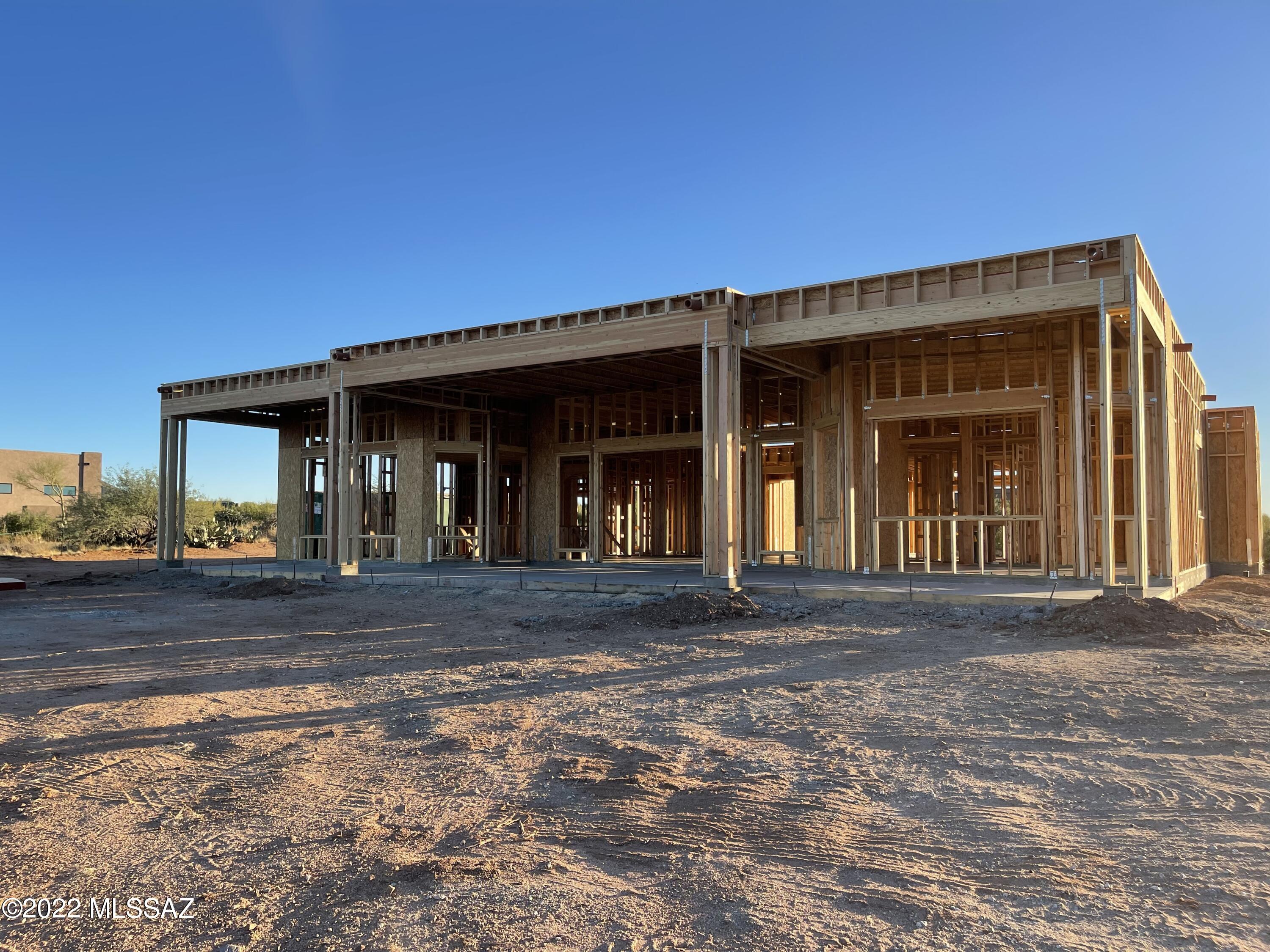 Coyote Creek (1-395) - Residential