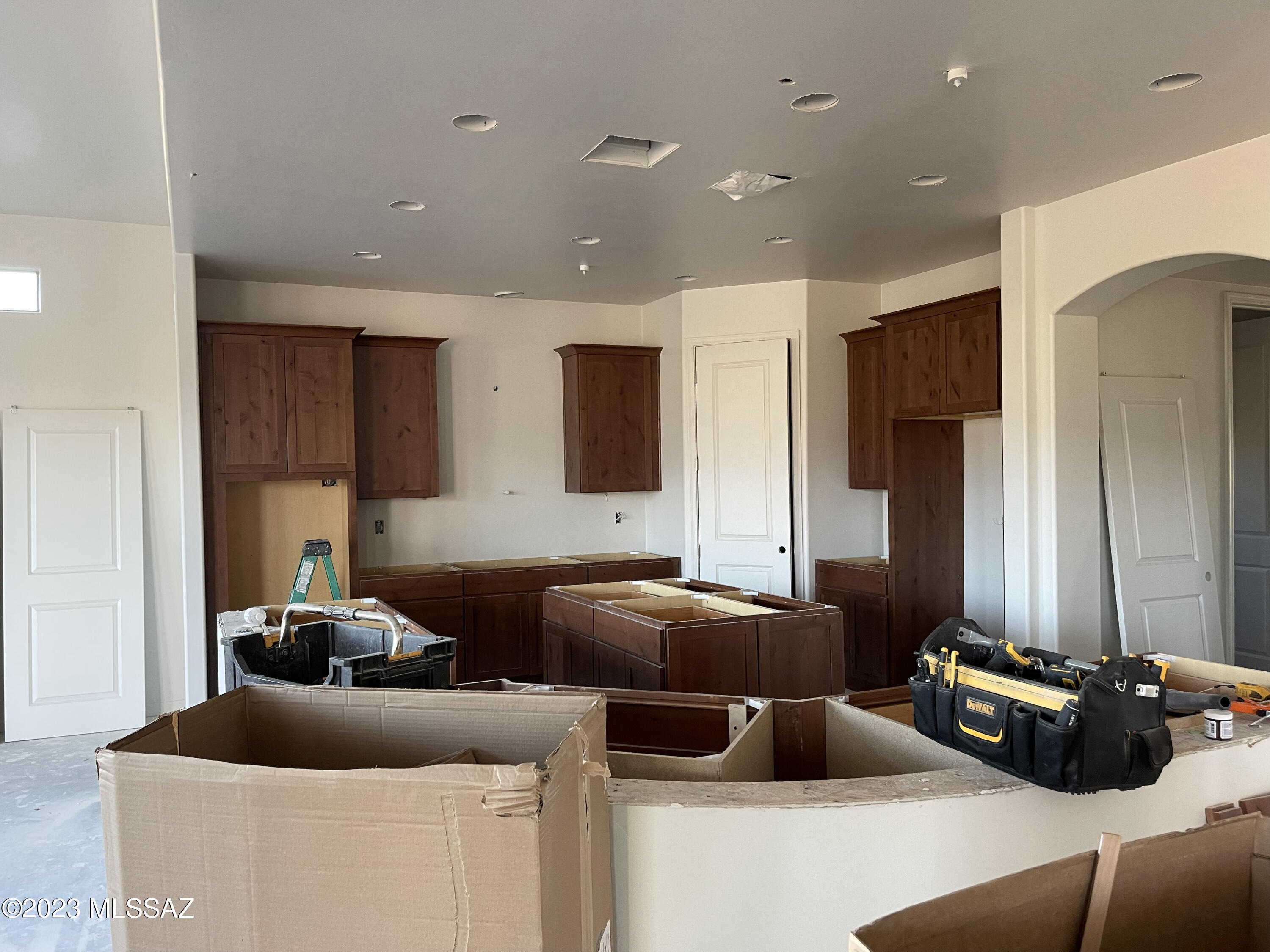Coyote Creek (1-395) - Residential