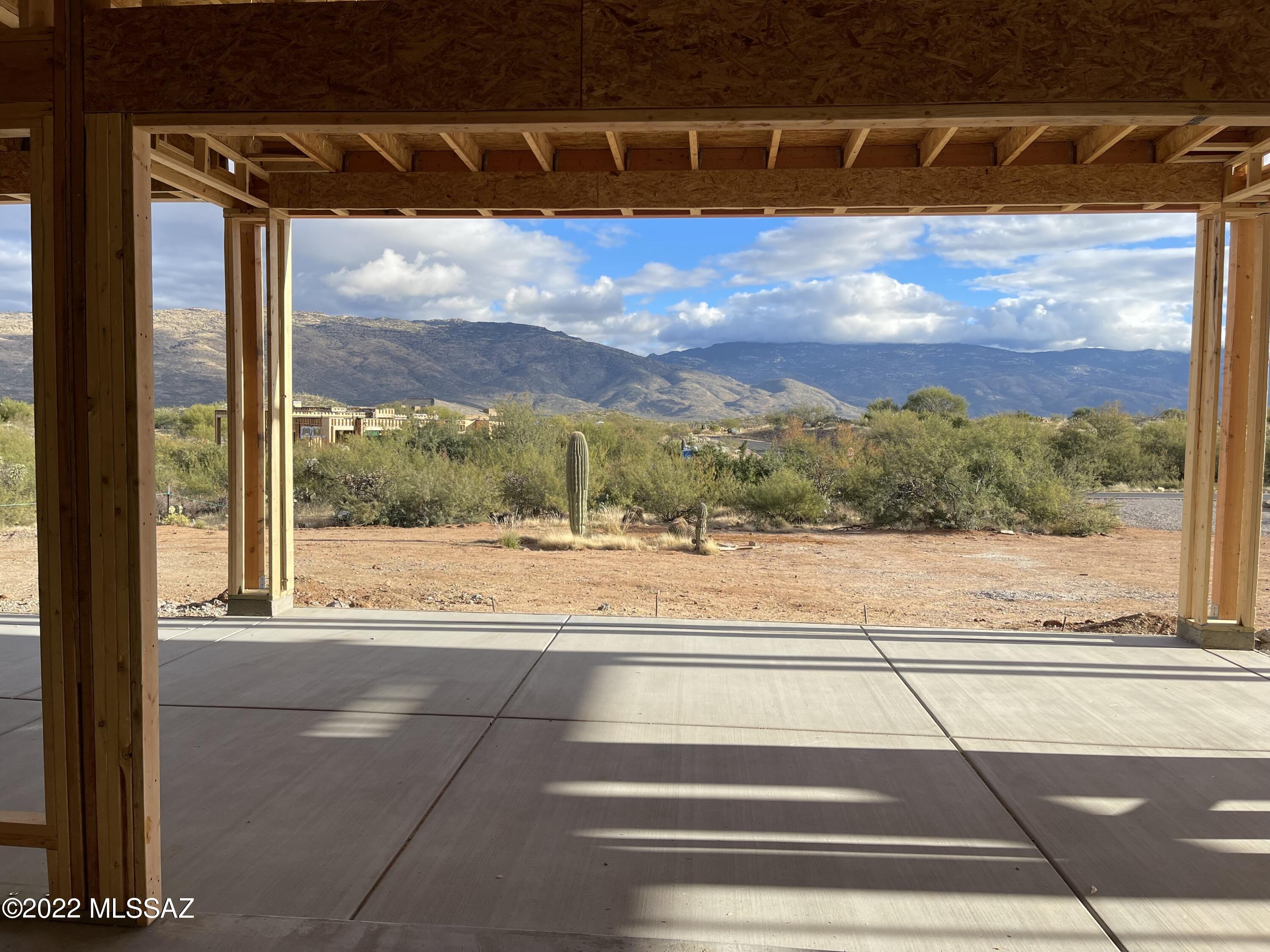 Coyote Creek (1-395) - Residential
