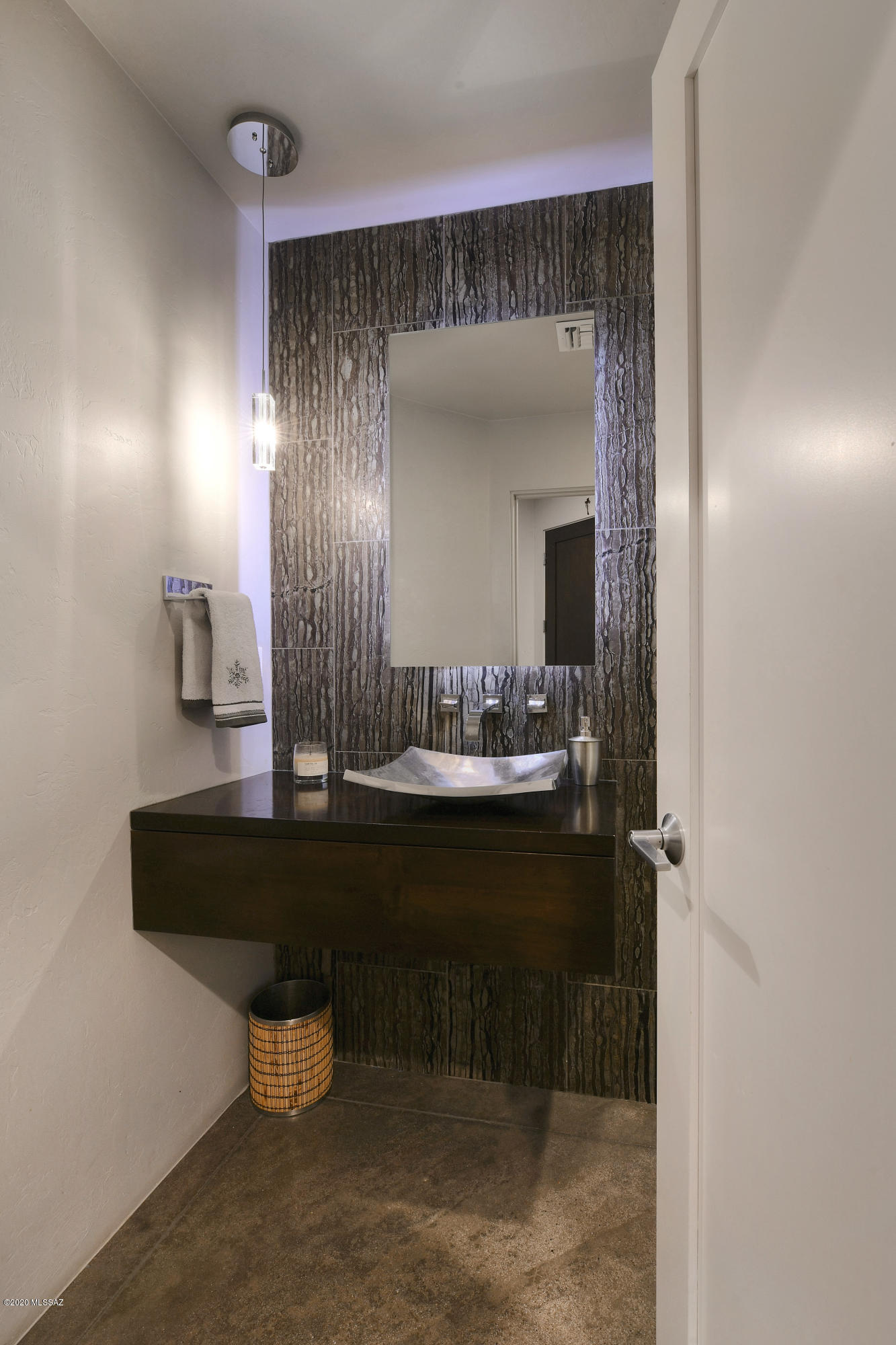 Snyder Creek Canyon (1-29) - Residential