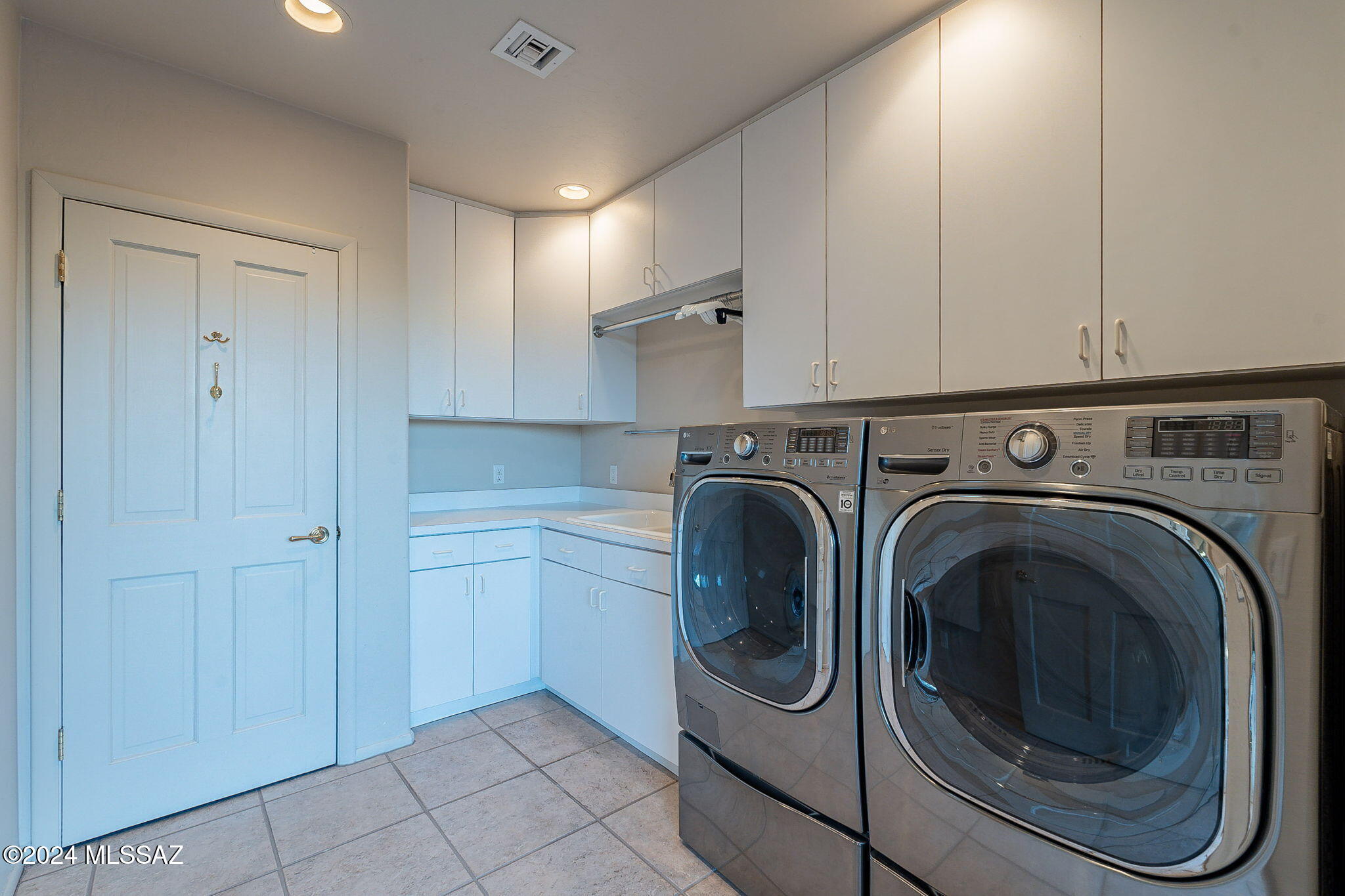 Catalina Foothills Est. NO. 10 (73-90, 119, 121, 123, 127-146) - Residential