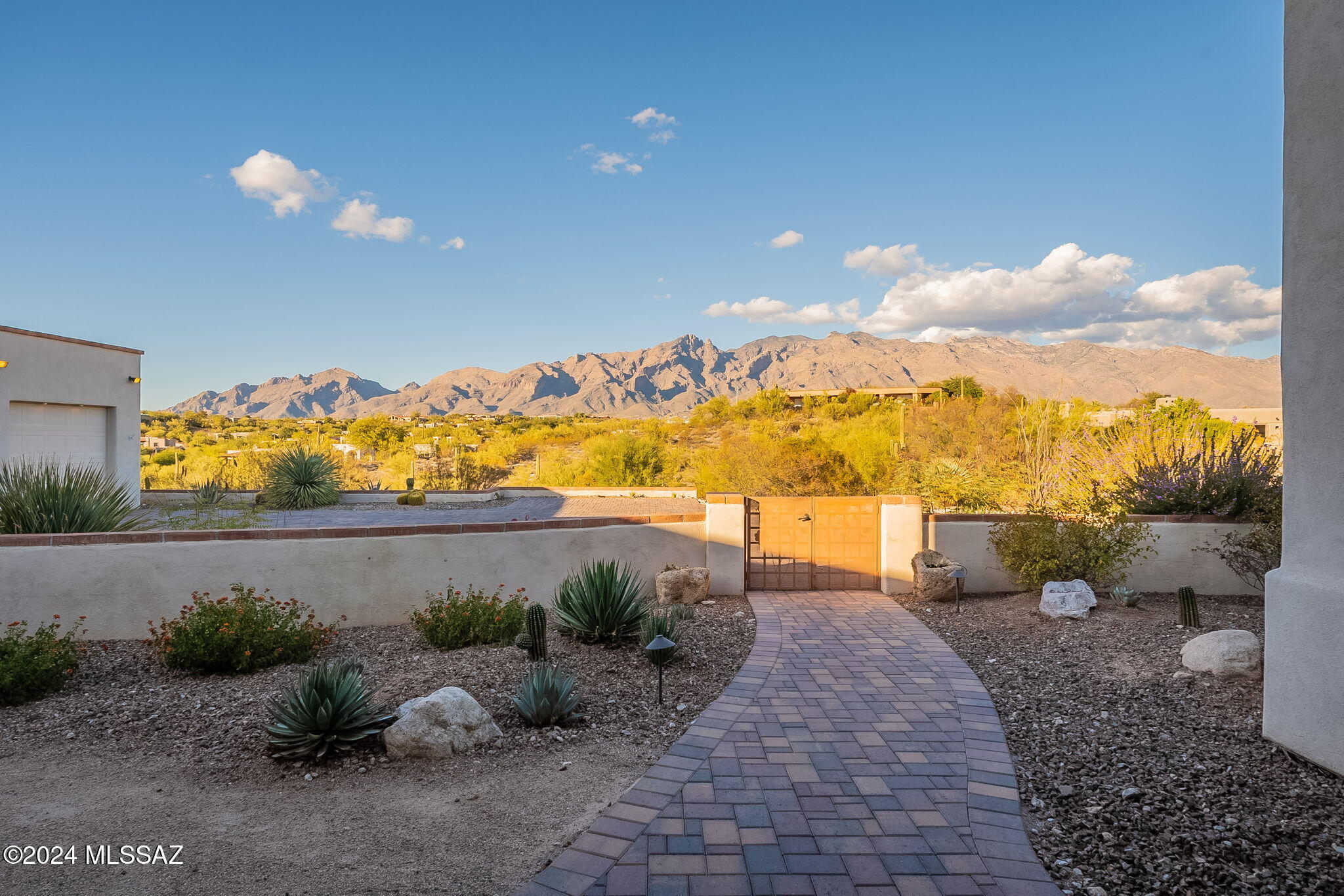 Catalina Foothills Est. NO. 10 (73-90, 119, 121, 123, 127-146) - Residential