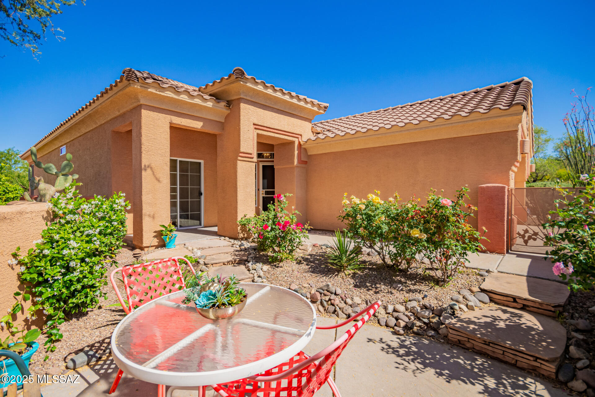 5042 W Desert Chicory Place