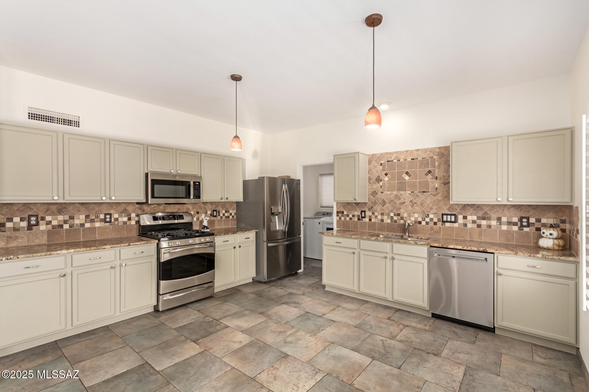 10176 N Nine Iron Drive