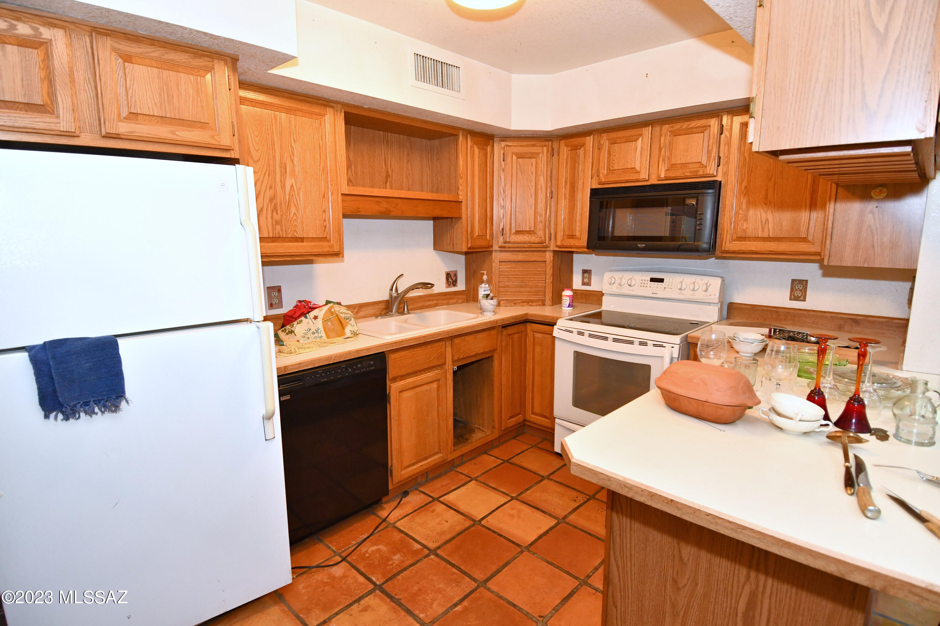 Granada Place (1-15) - Residential