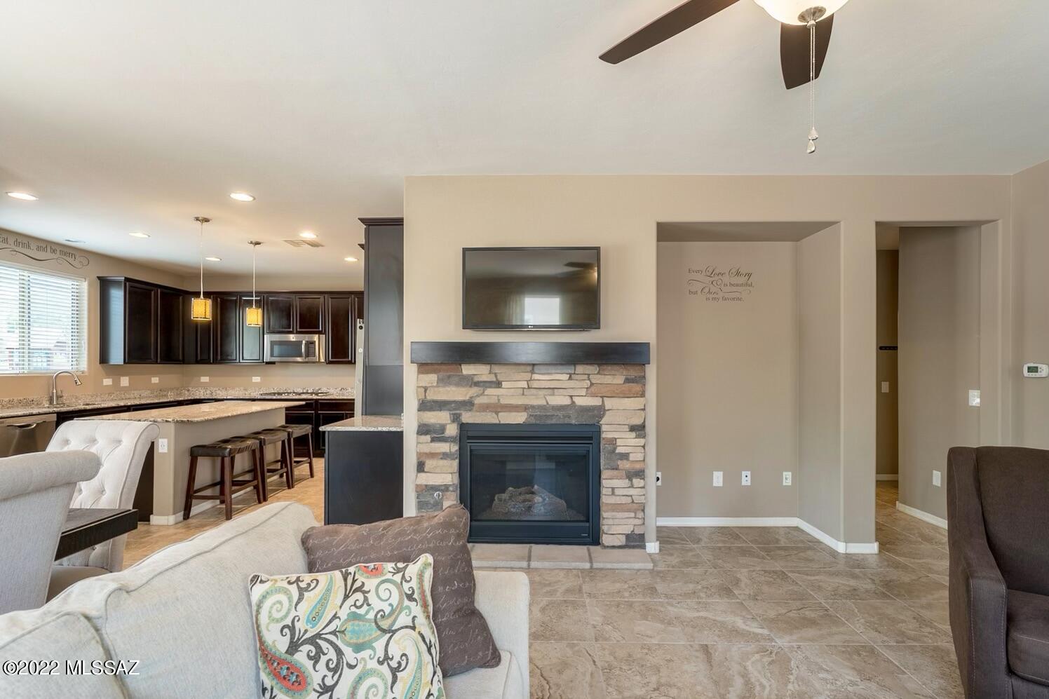 Interstate 10 and Kolb Road - Residential